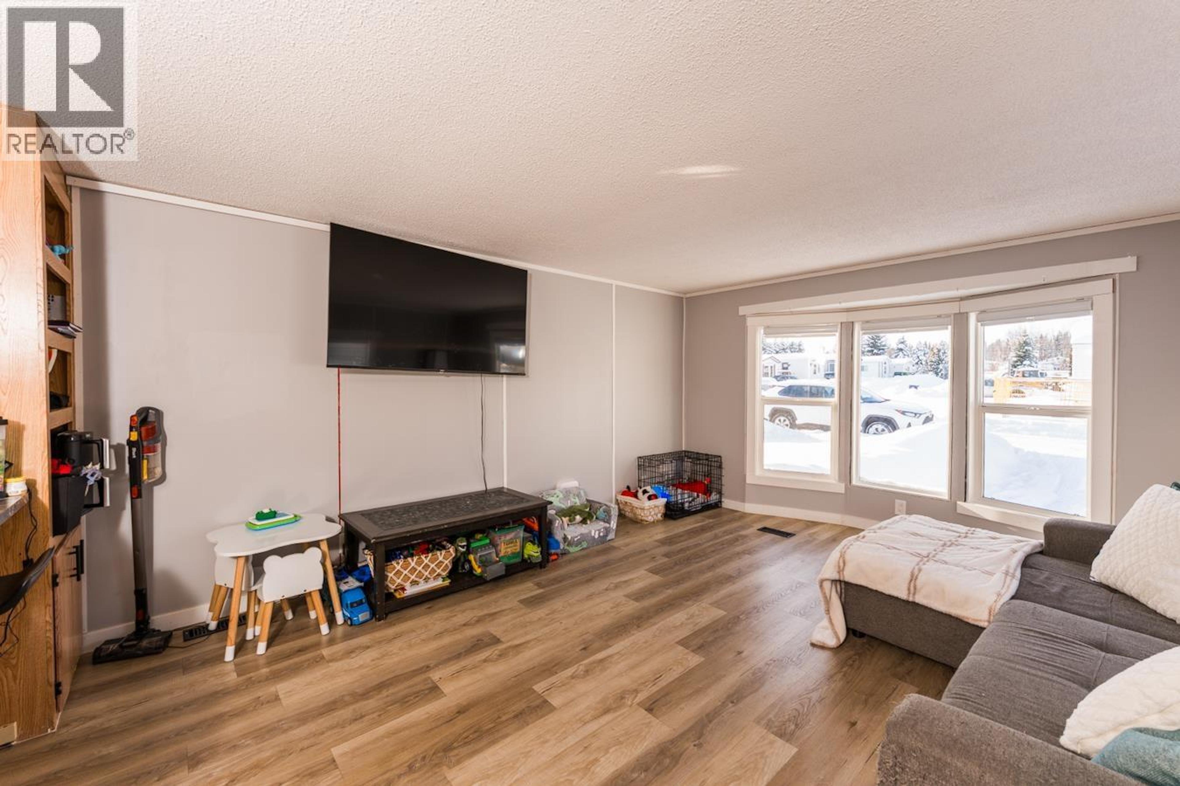 #10 8622 HART HIGHWAY - 12