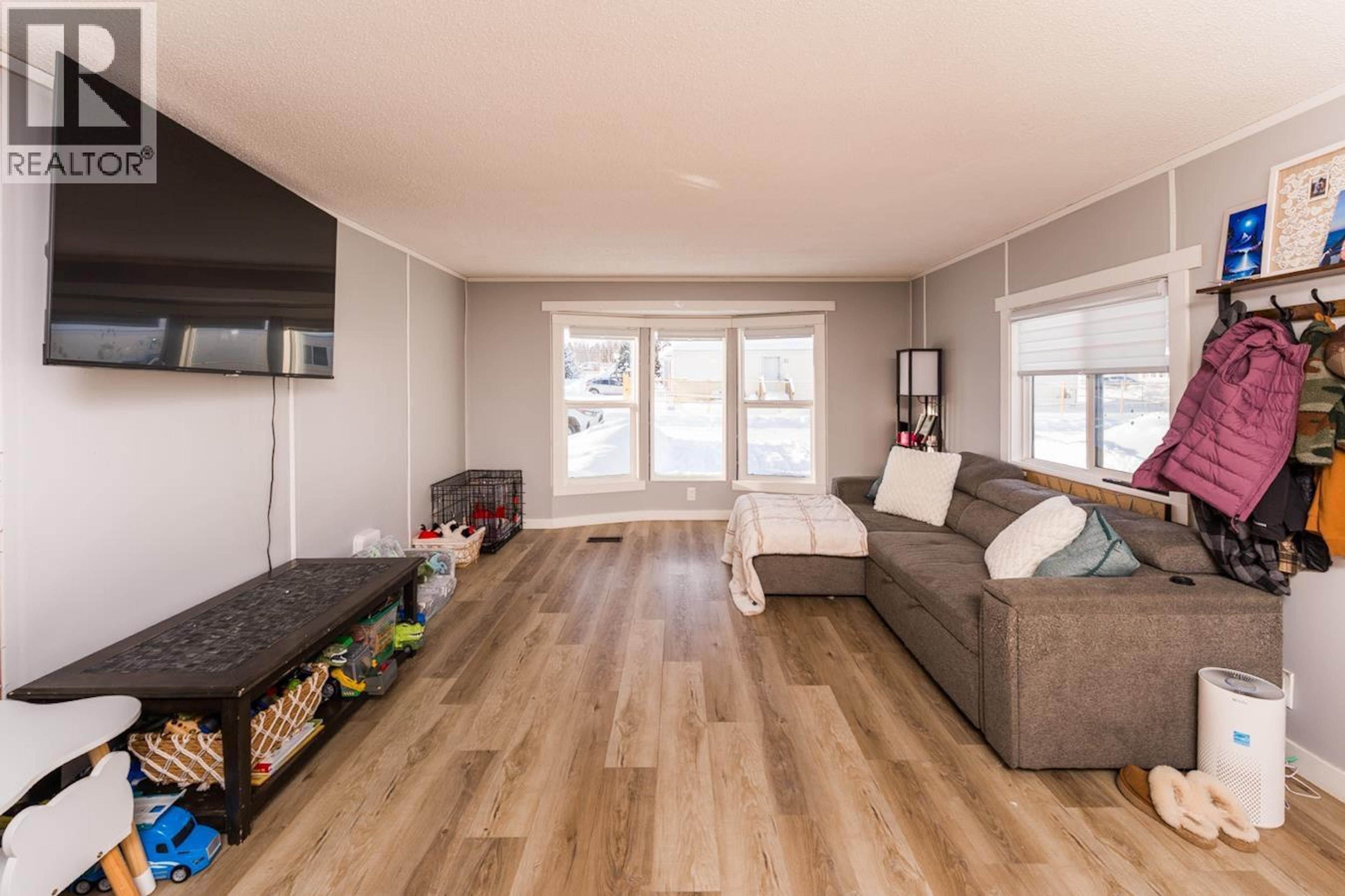 #10 8622 HART HIGHWAY - 11