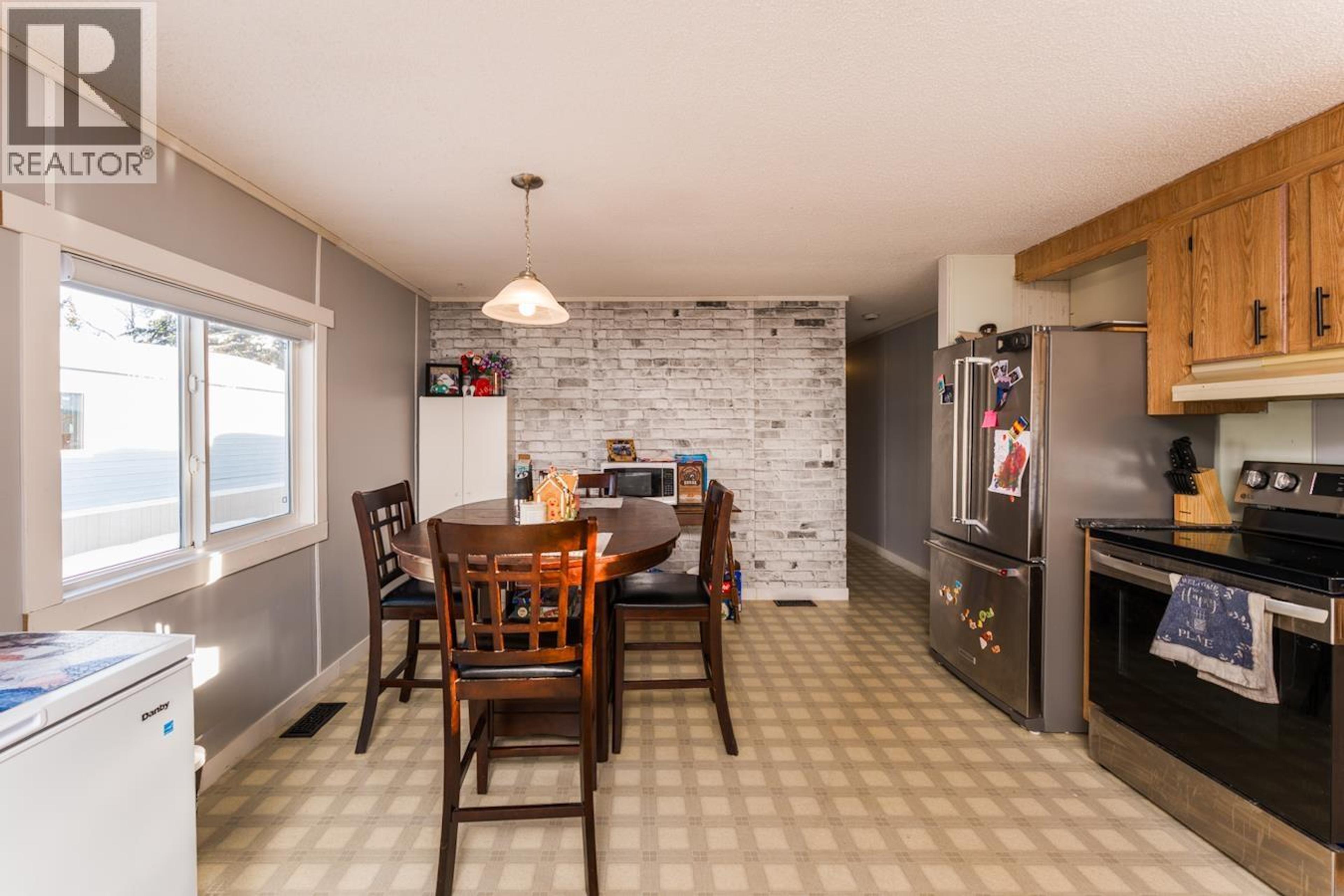 #10 8622 HART HIGHWAY - 7