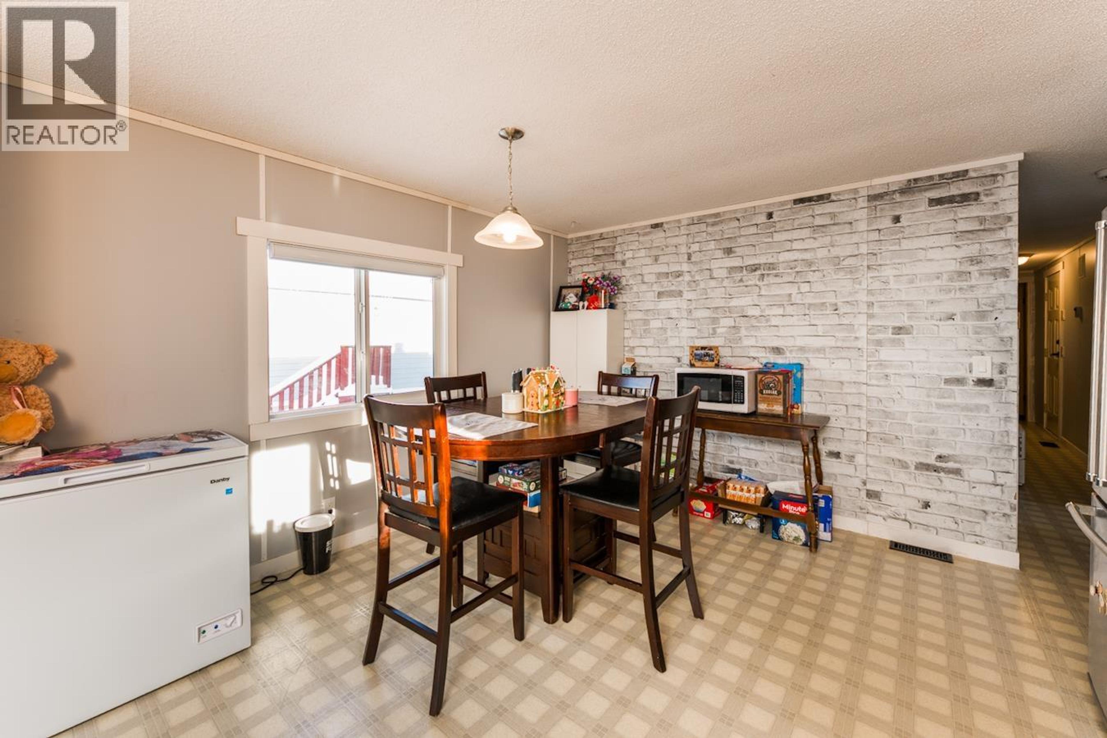 #10 8622 HART HIGHWAY - 10