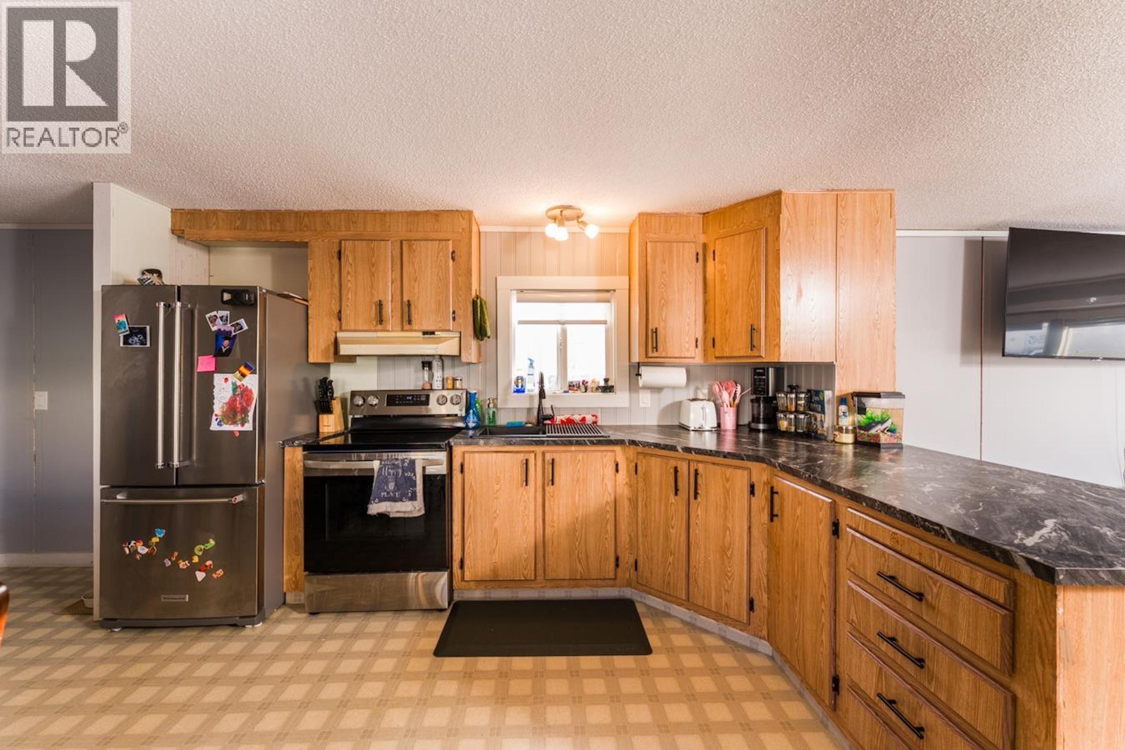 #10 8622 HART HIGHWAY - 8