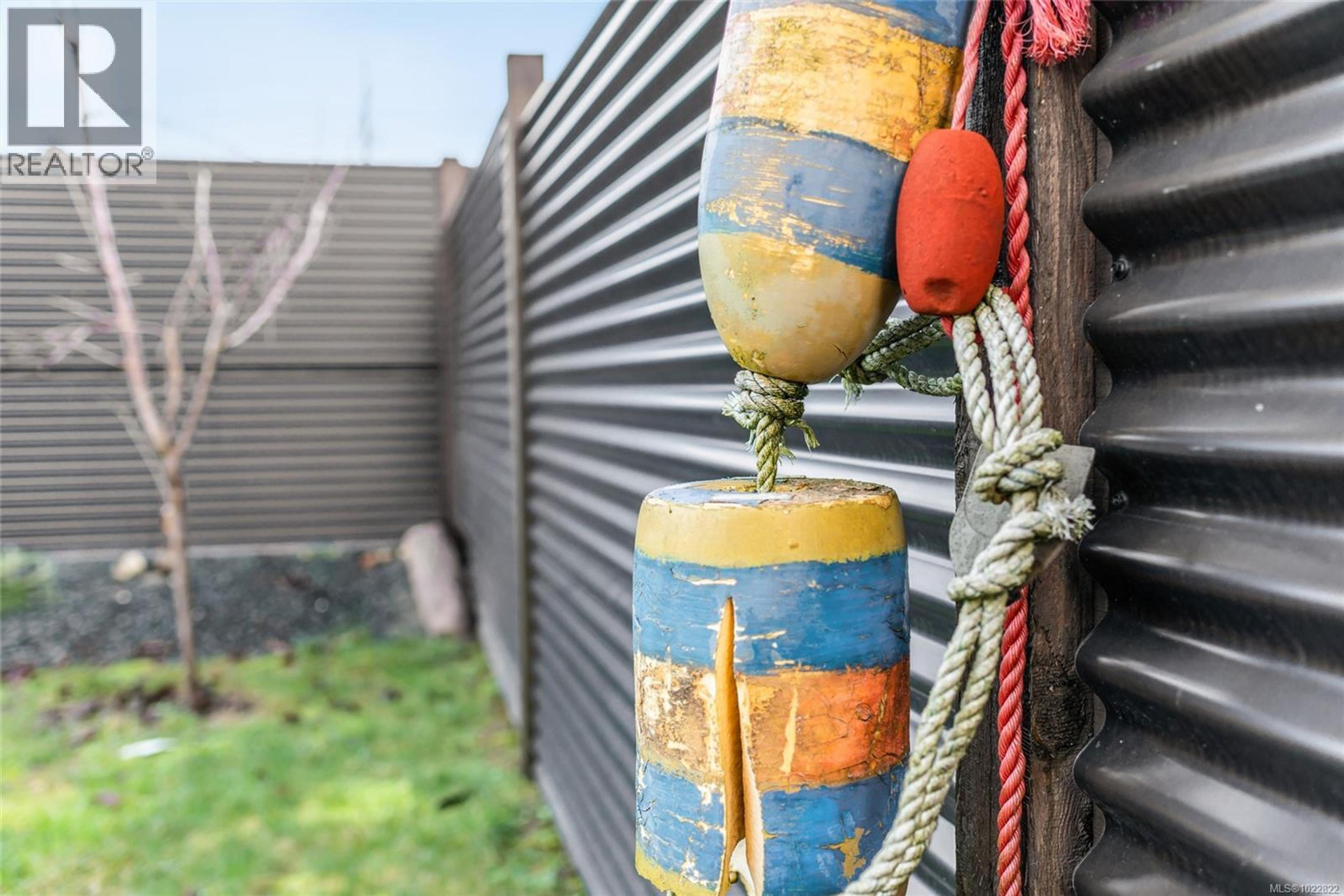 #C 3573 11TH AVE - 24