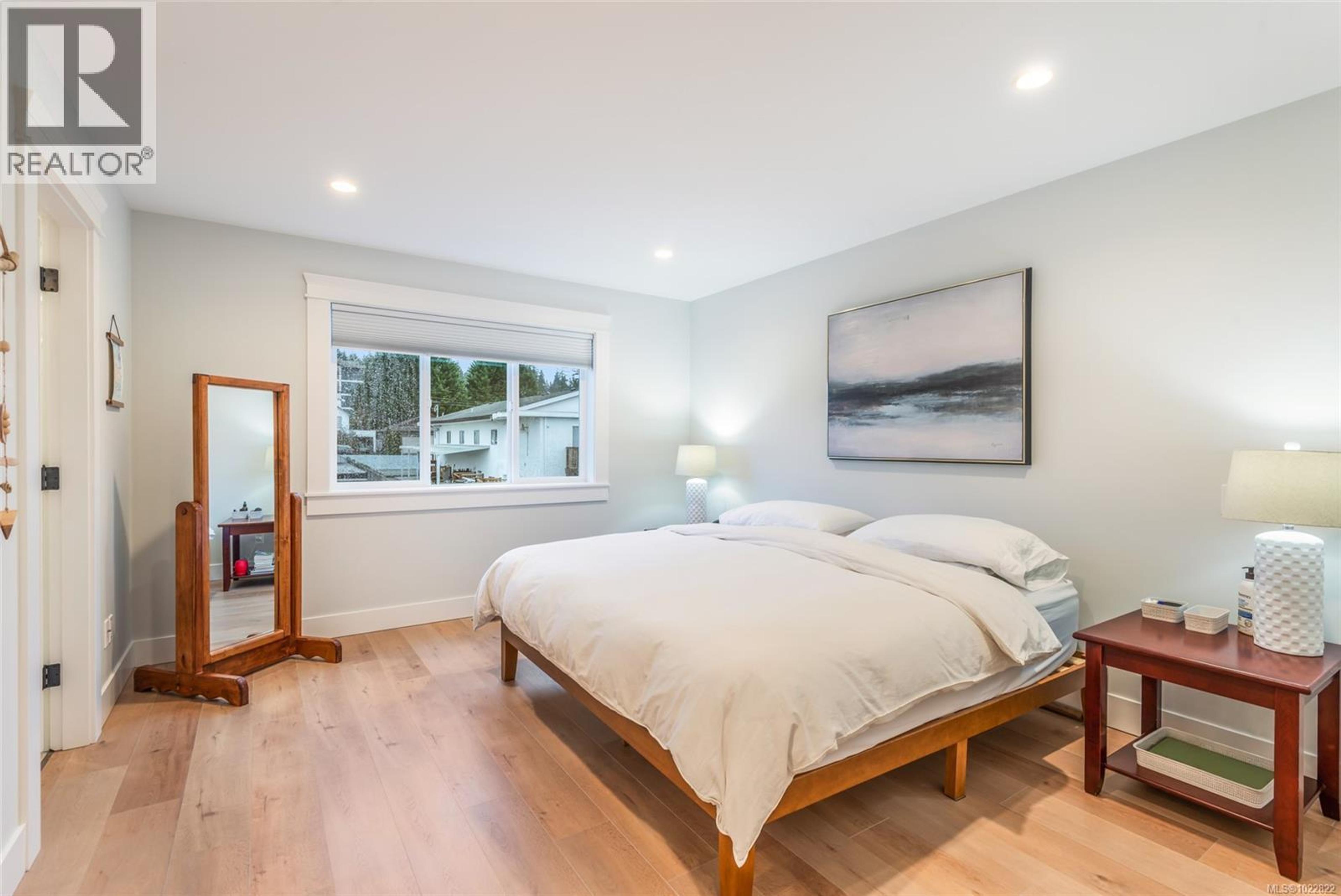 #C 3573 11TH AVE - 9