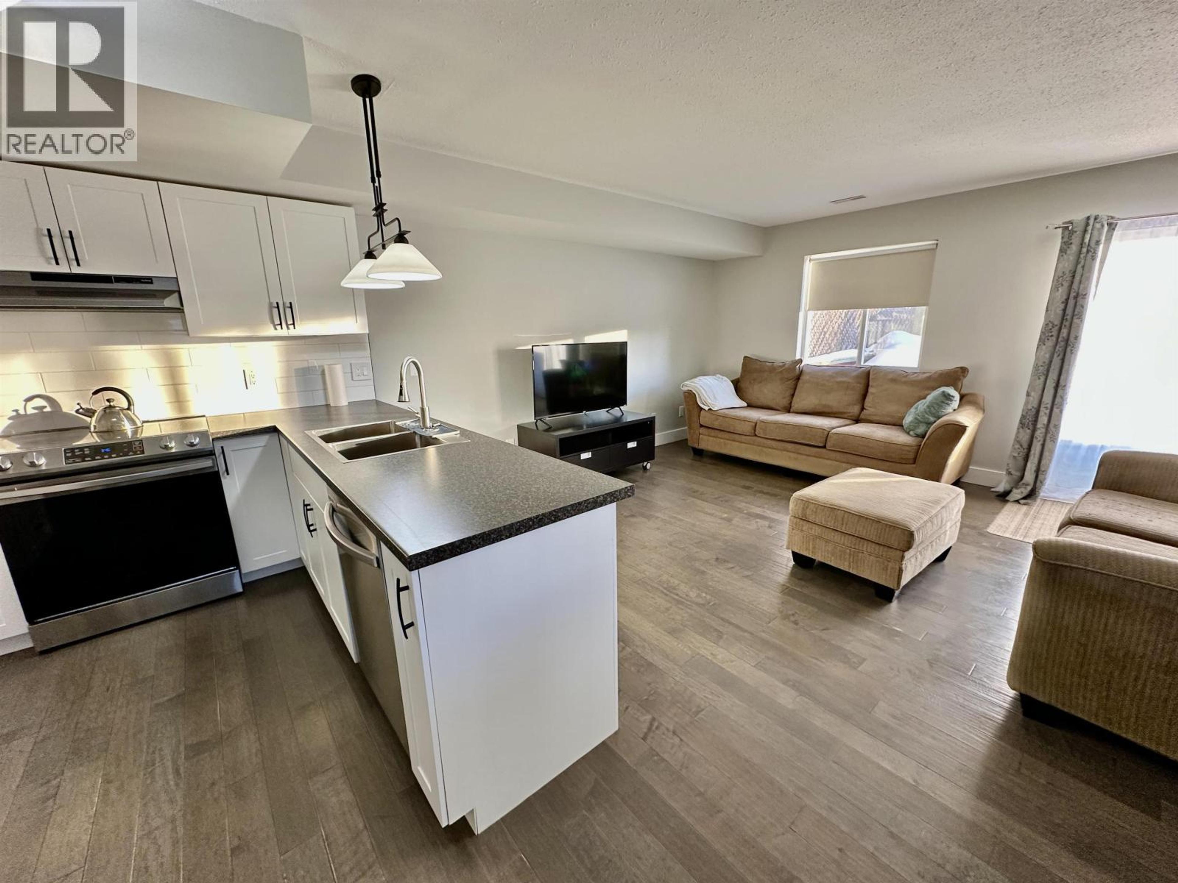 #B 8923 102 AVENUE - 8