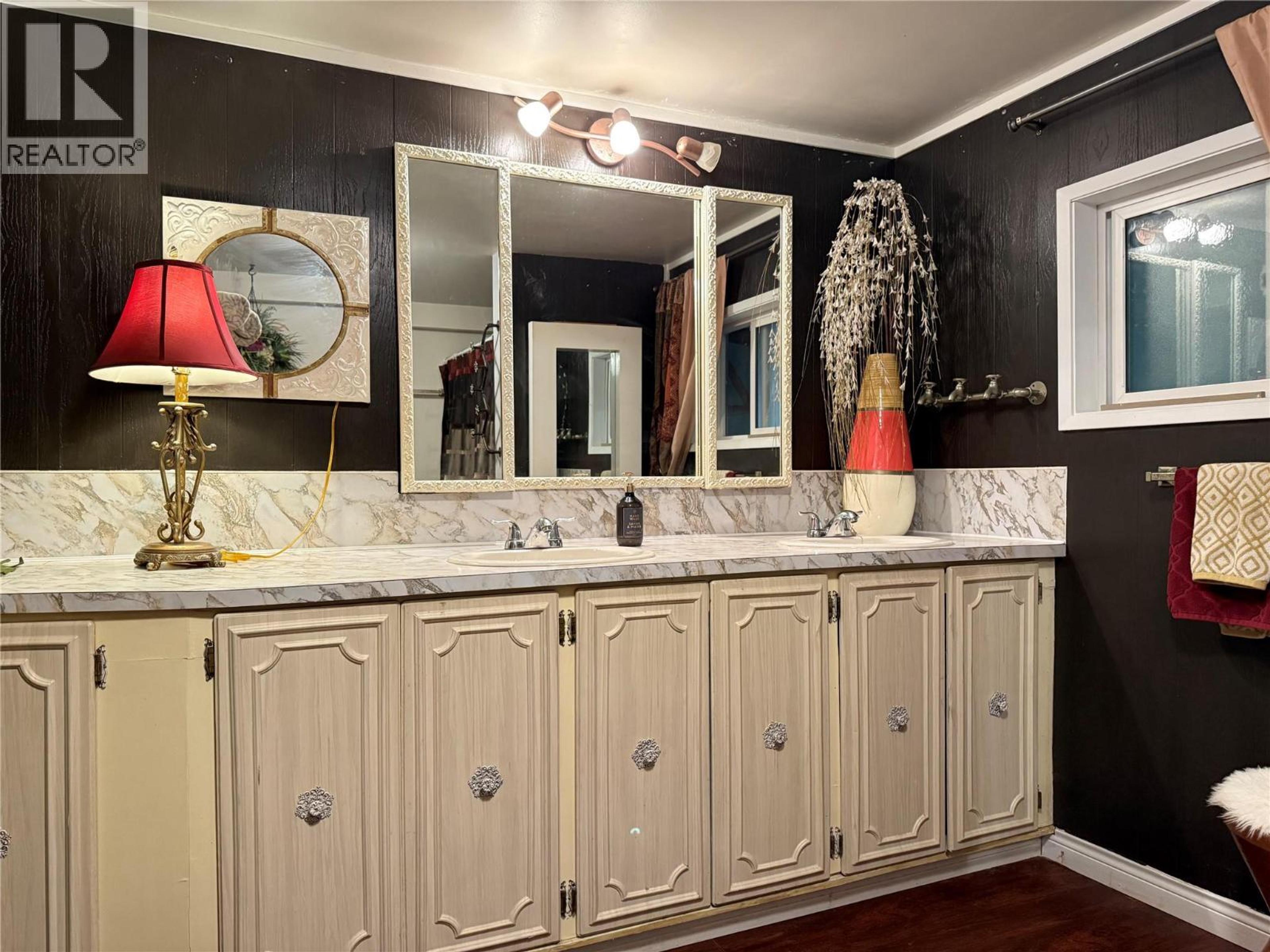 39 WILKENSON ROAD - 20