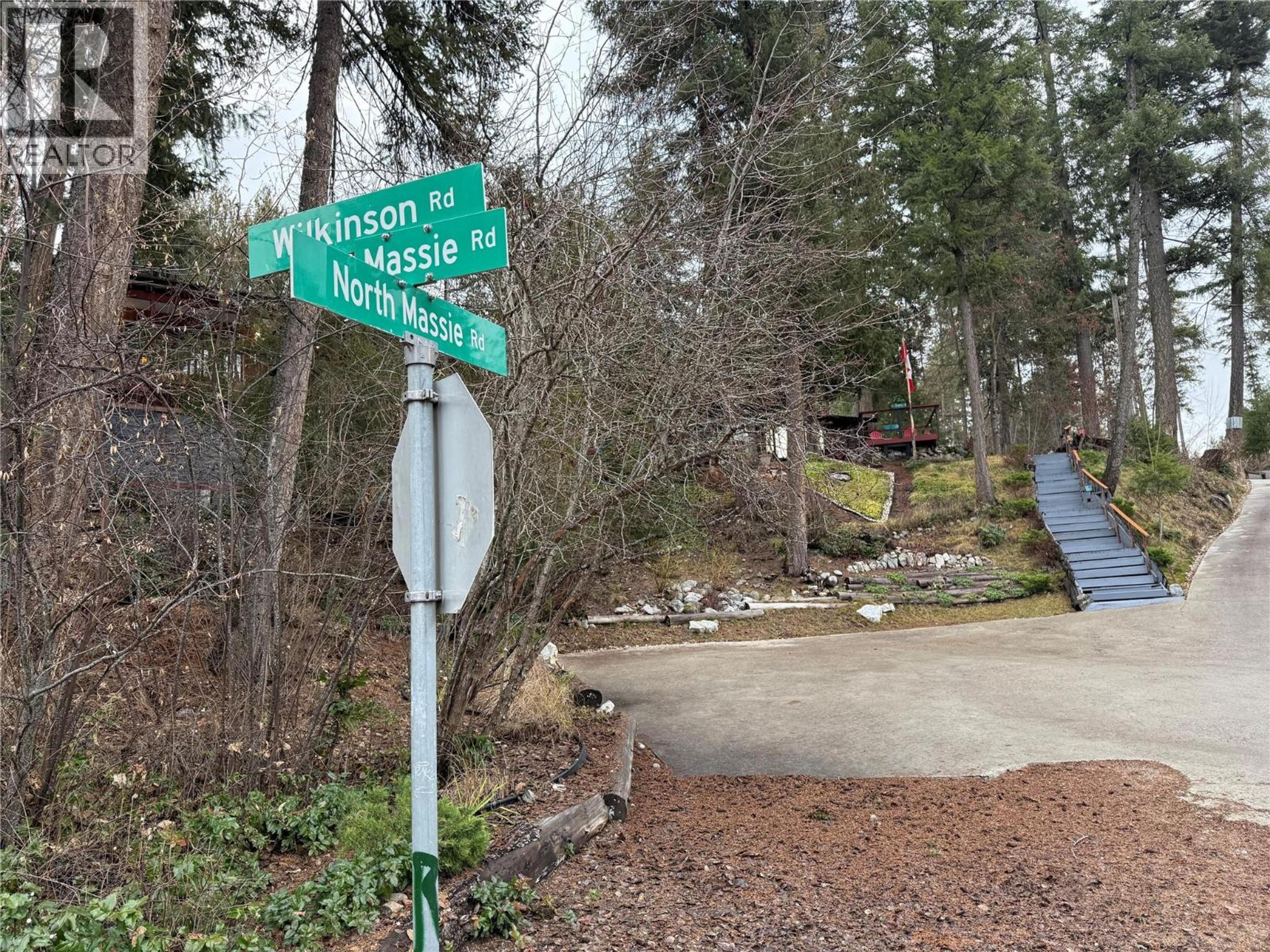 39 WILKENSON ROAD - 44