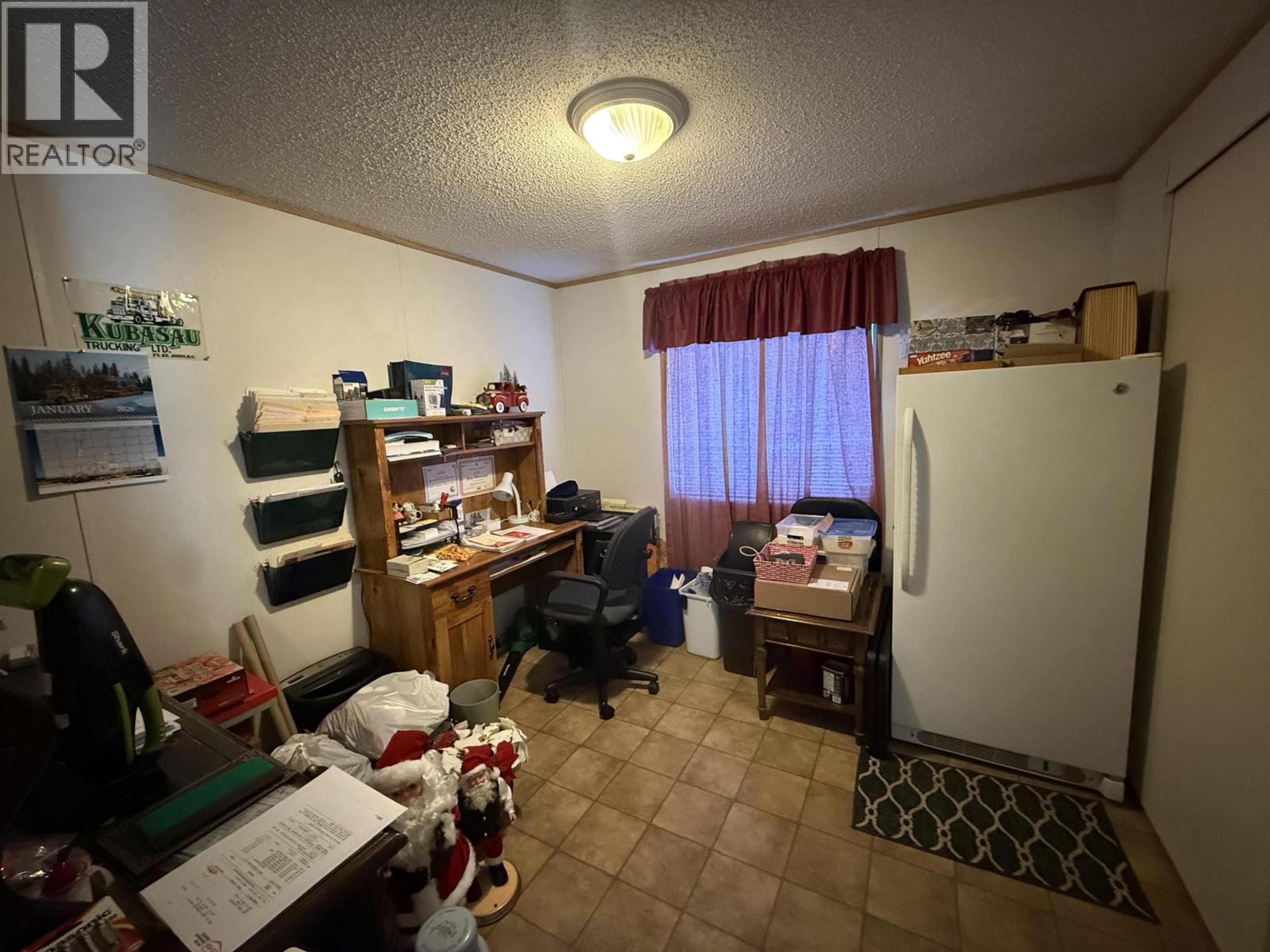 9020 75 STREET - Image 11