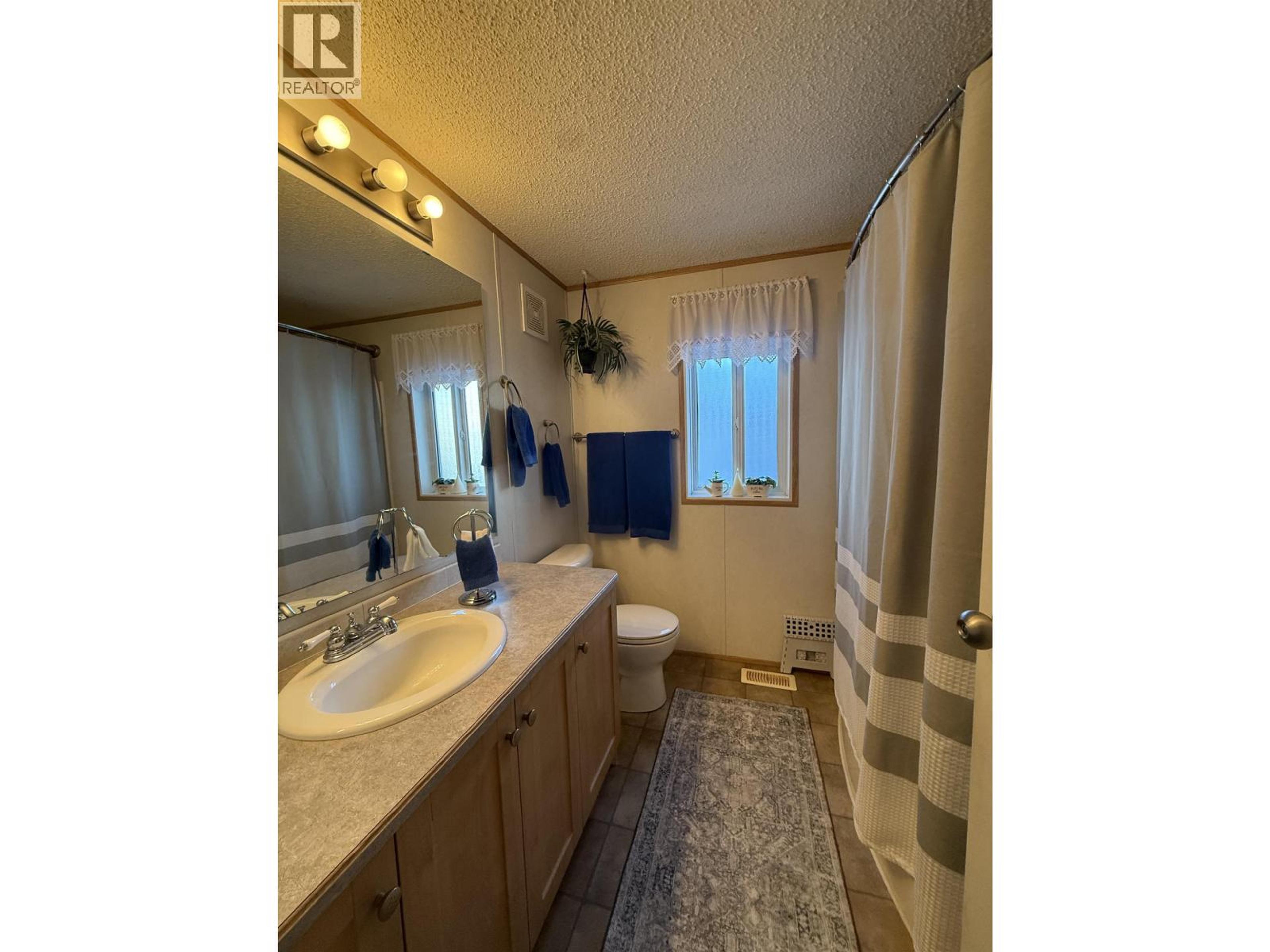 9020 75 STREET - Image 12