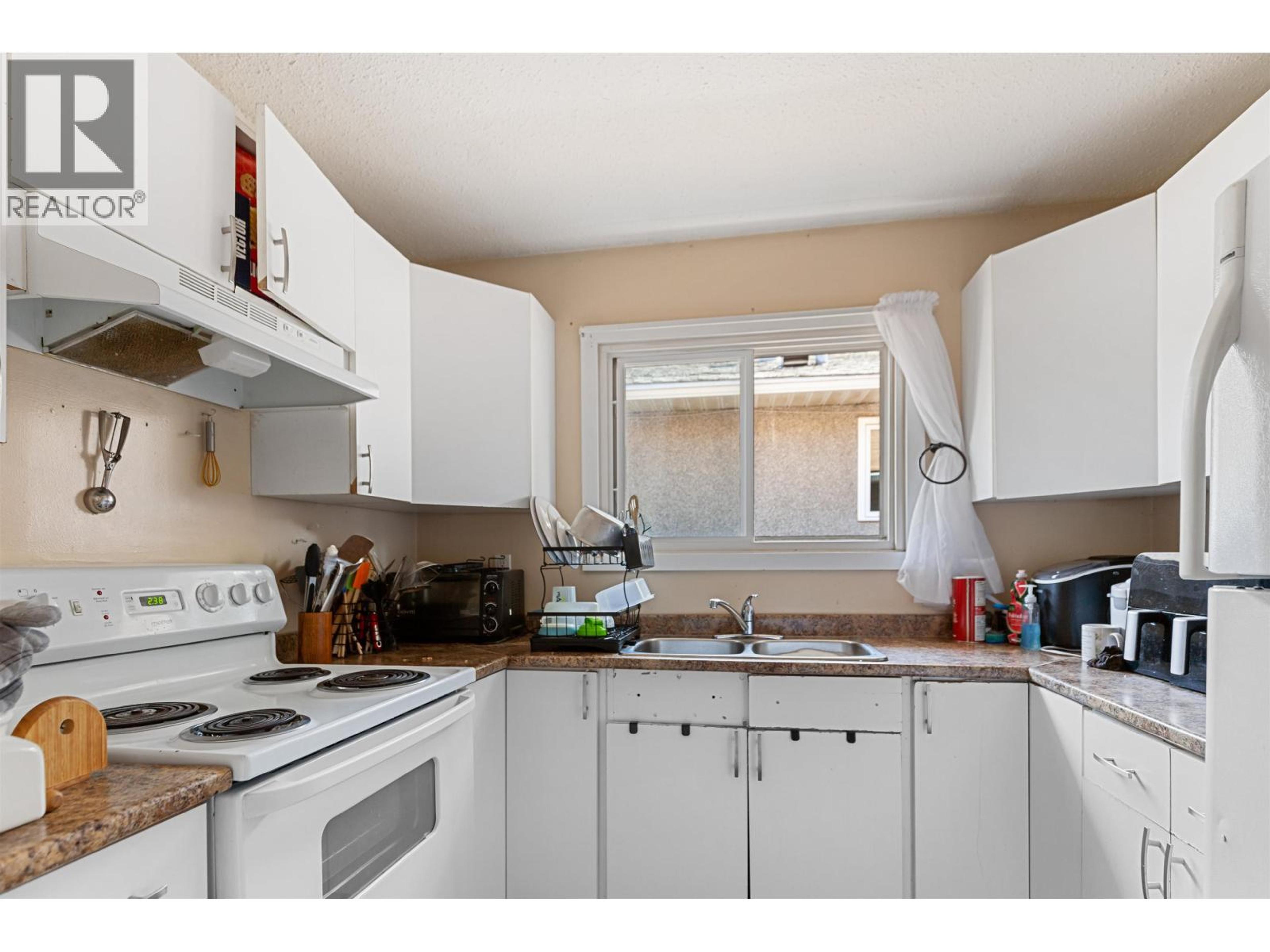 2637-2639 QUINCE STREET - 4