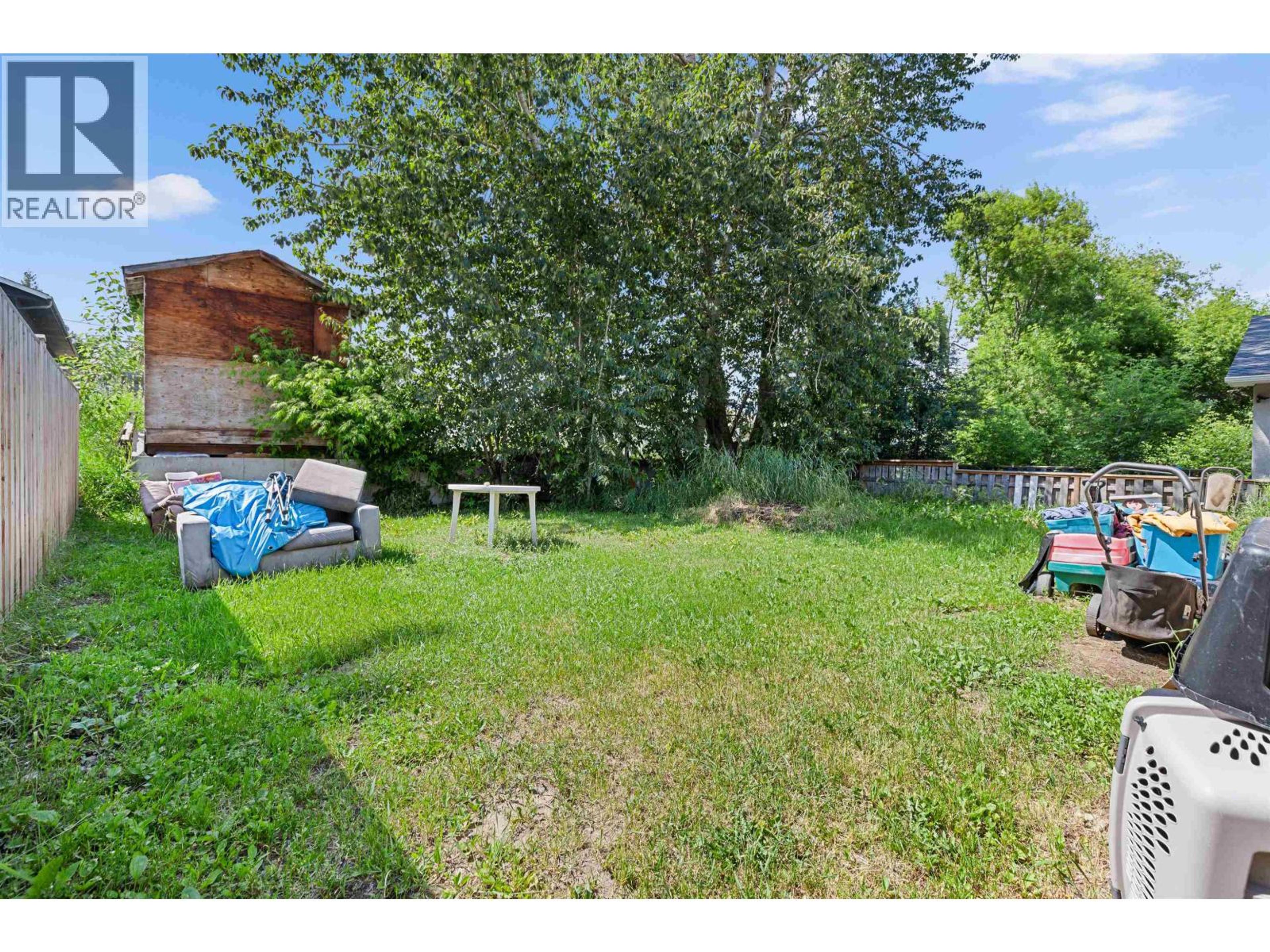 2637-2639 QUINCE STREET - 23