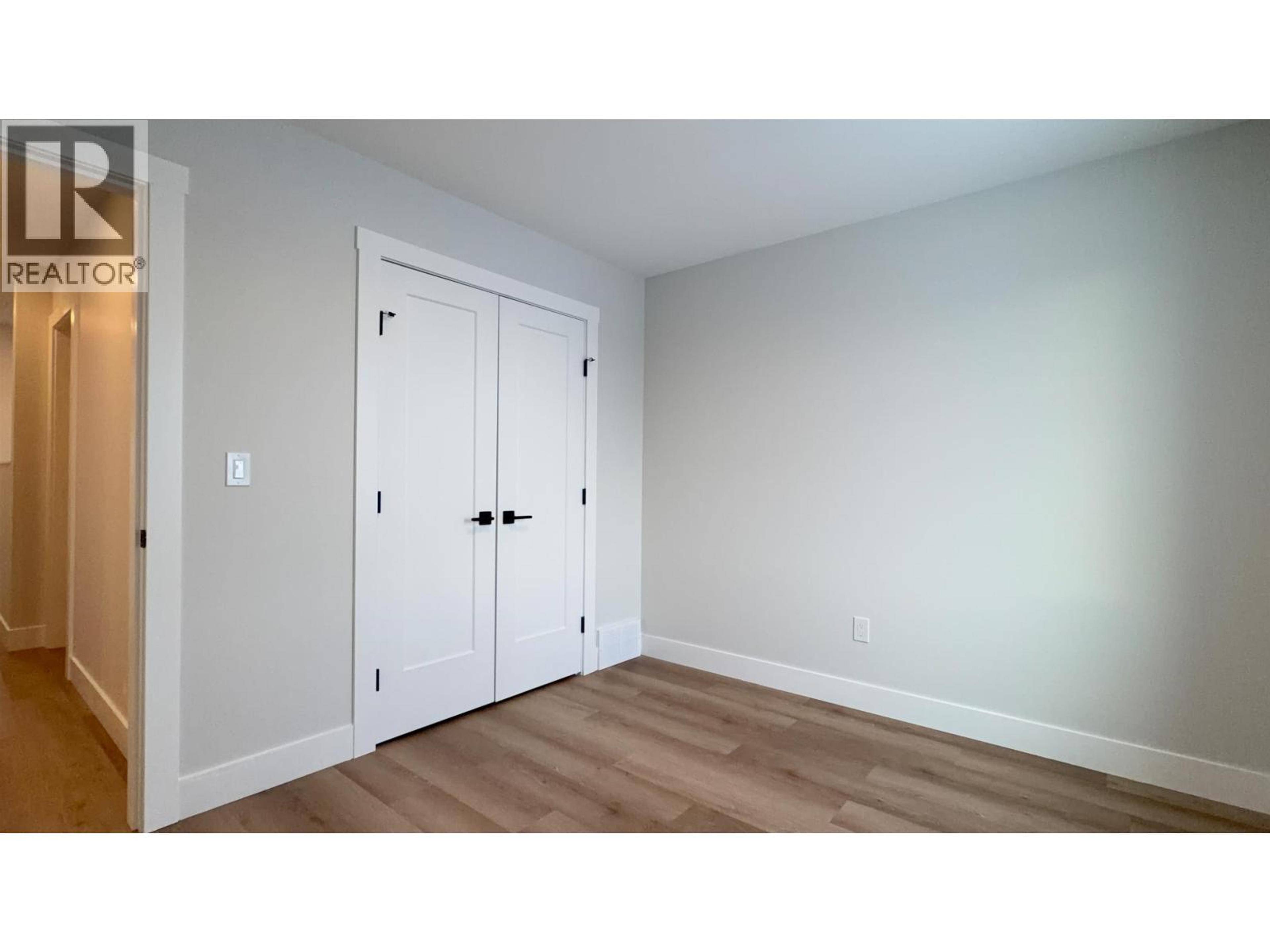 8424 81A STREET - 20