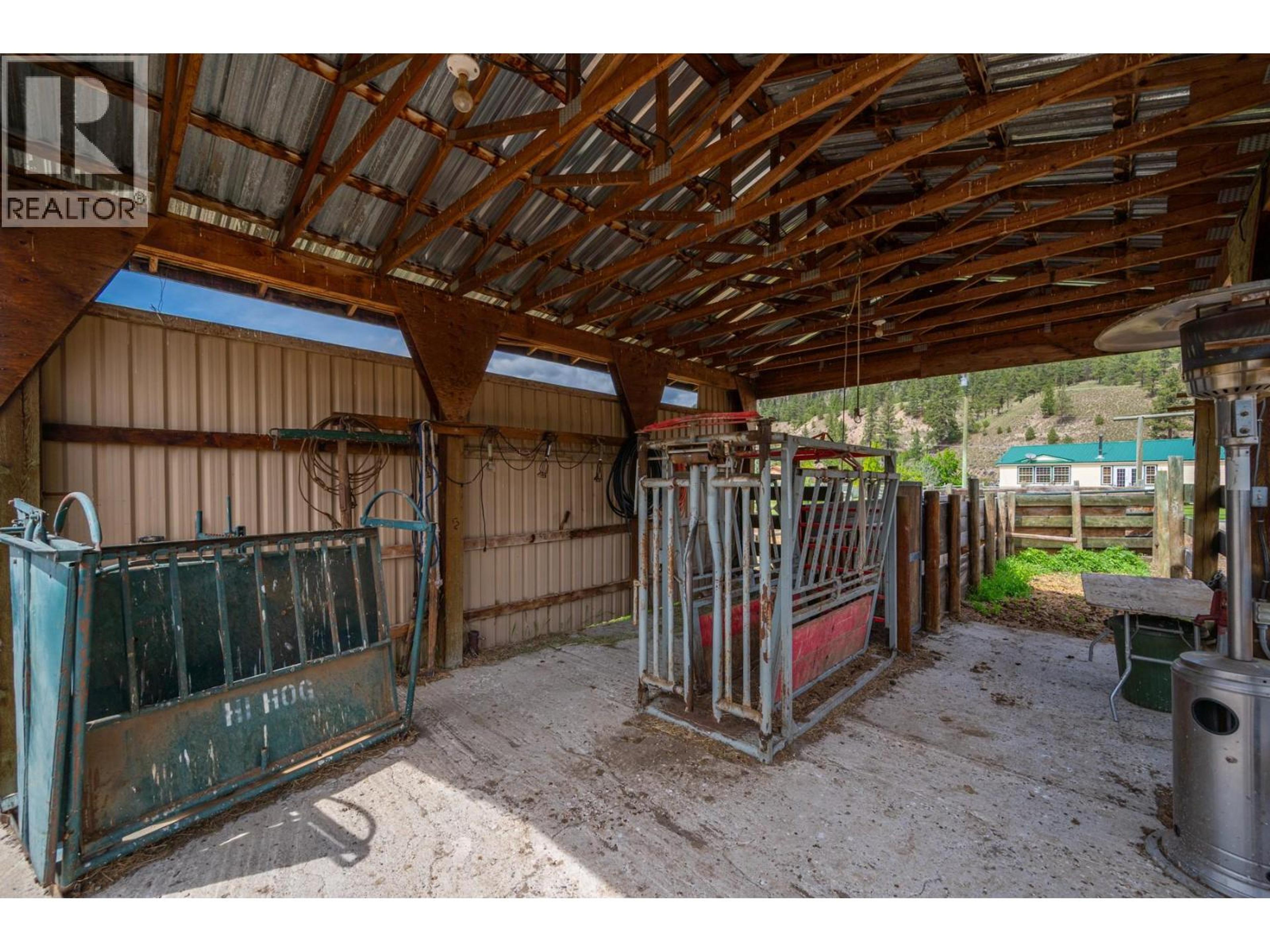 2225 HAZELHURST ROAD - 57