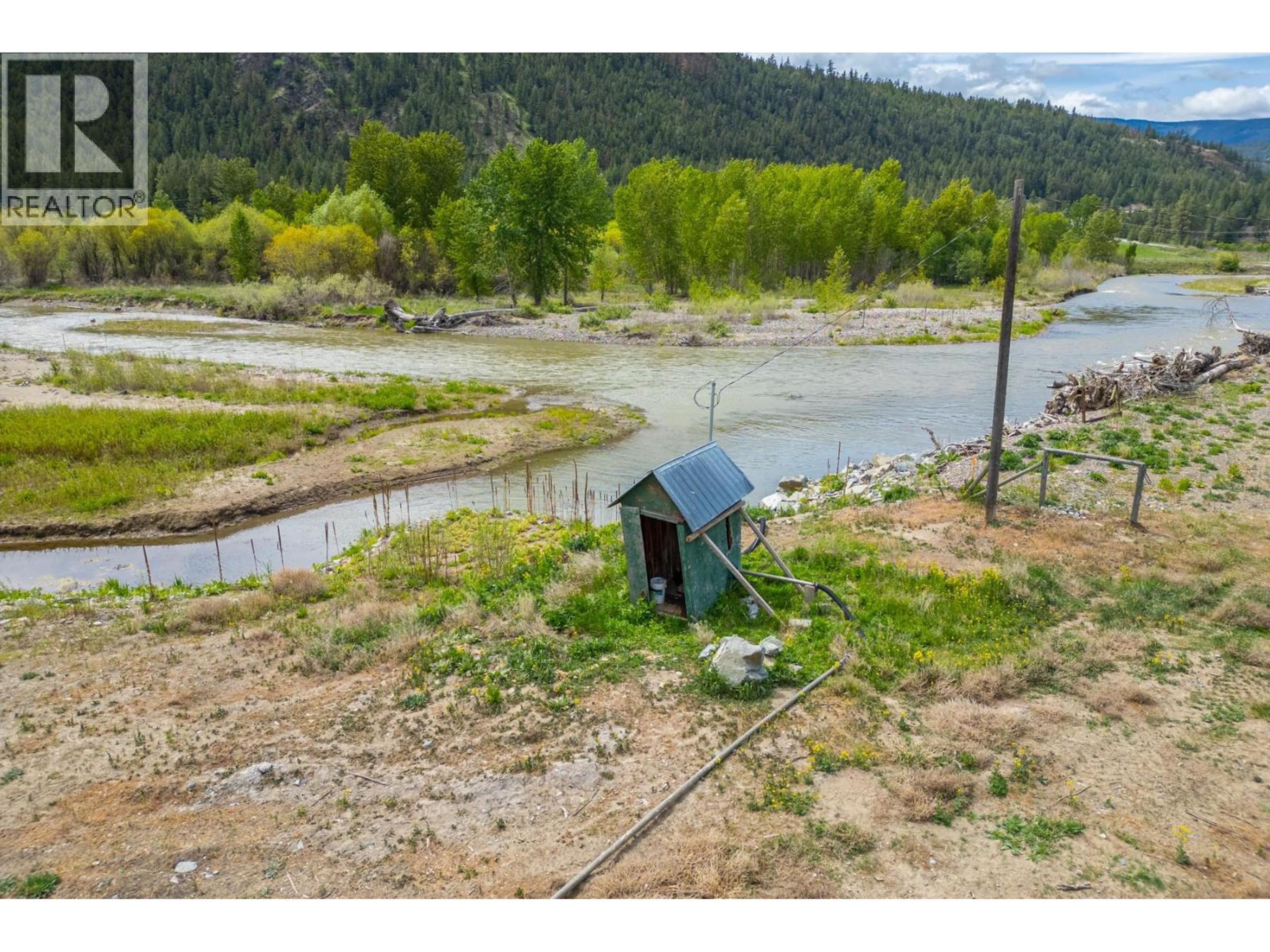 2225 HAZELHURST ROAD - 7