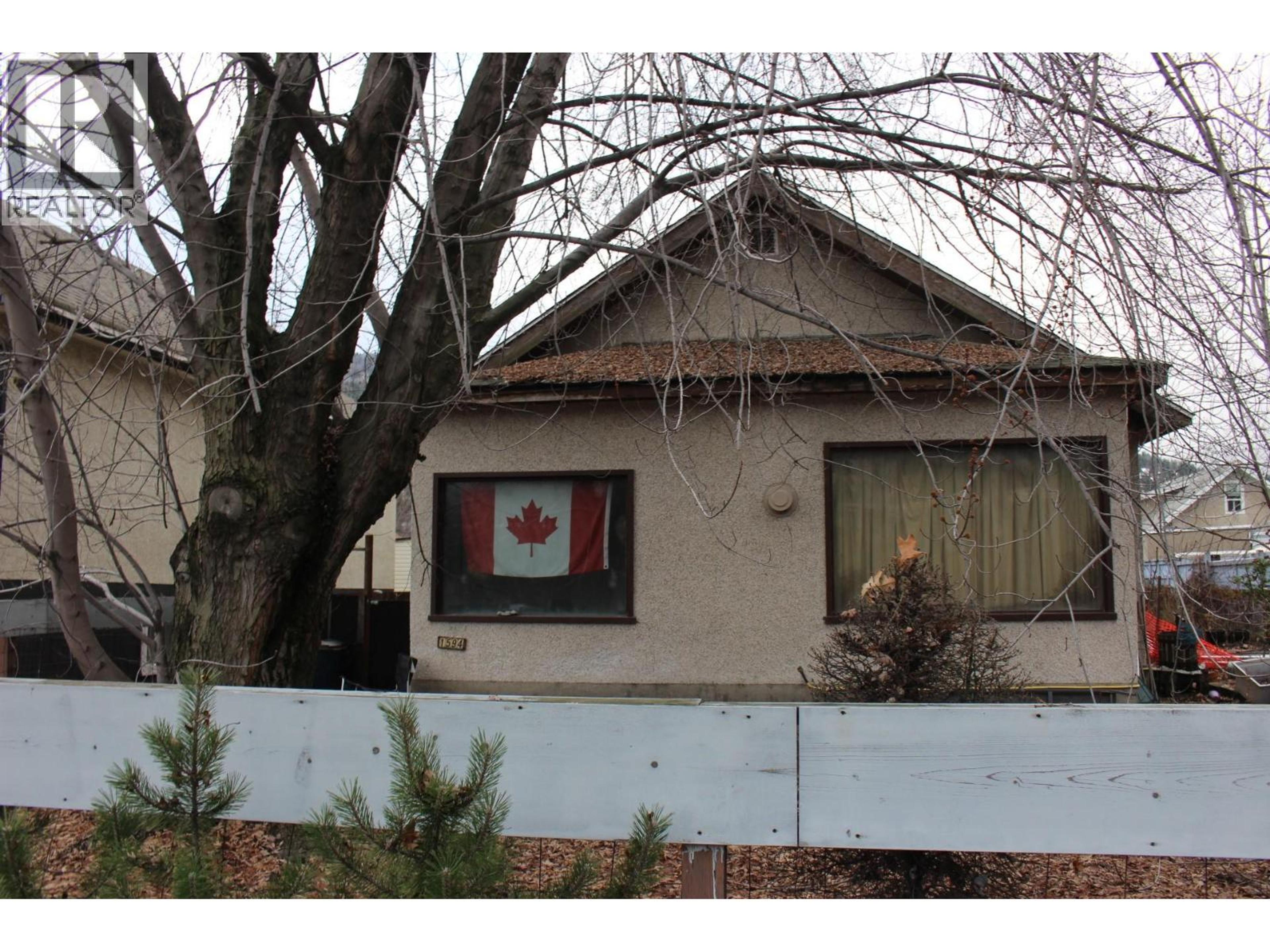 1594 FOURTH AVENUE - Image 2