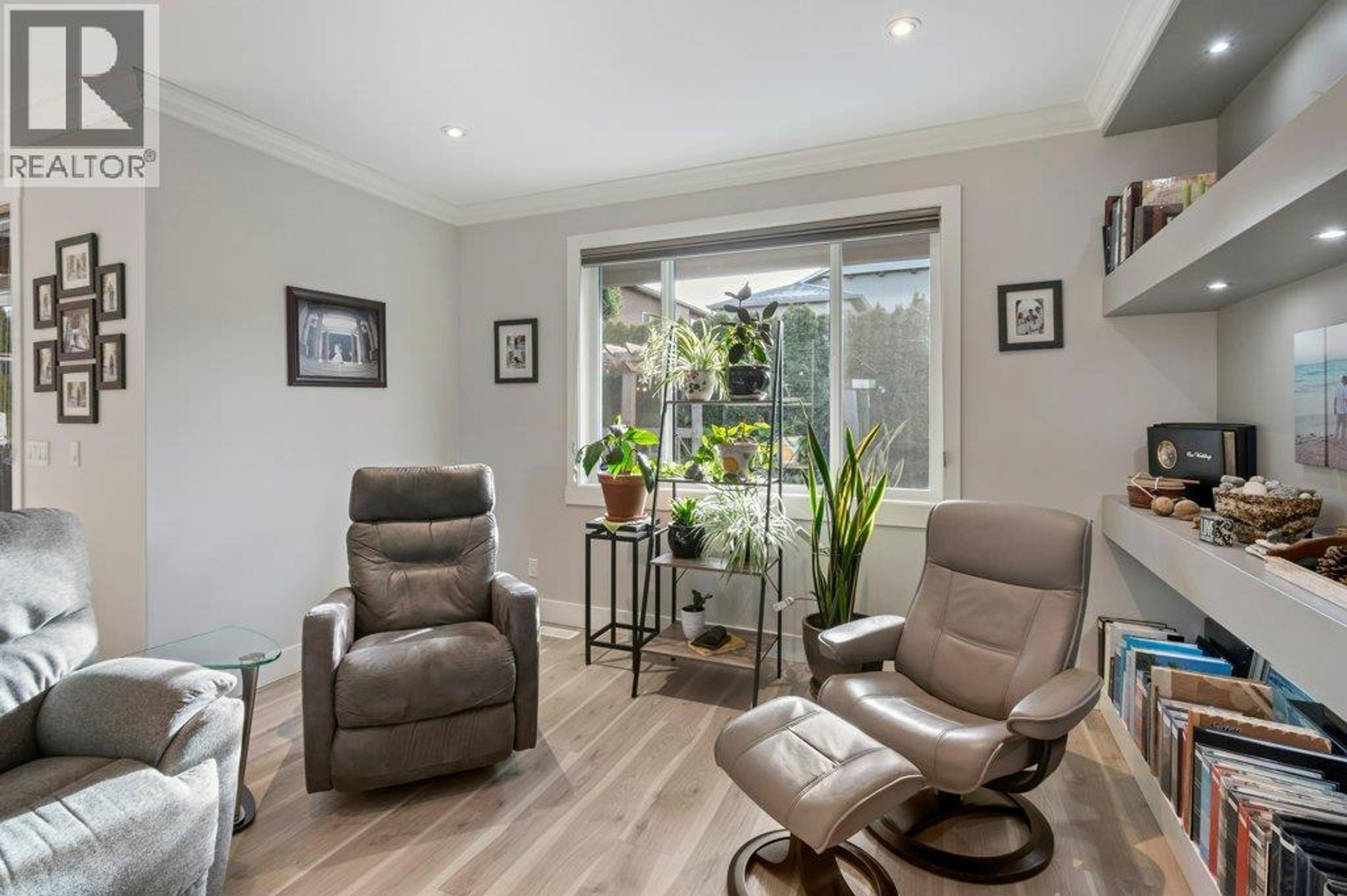 367 CHARDONNAY AVENUE - 7