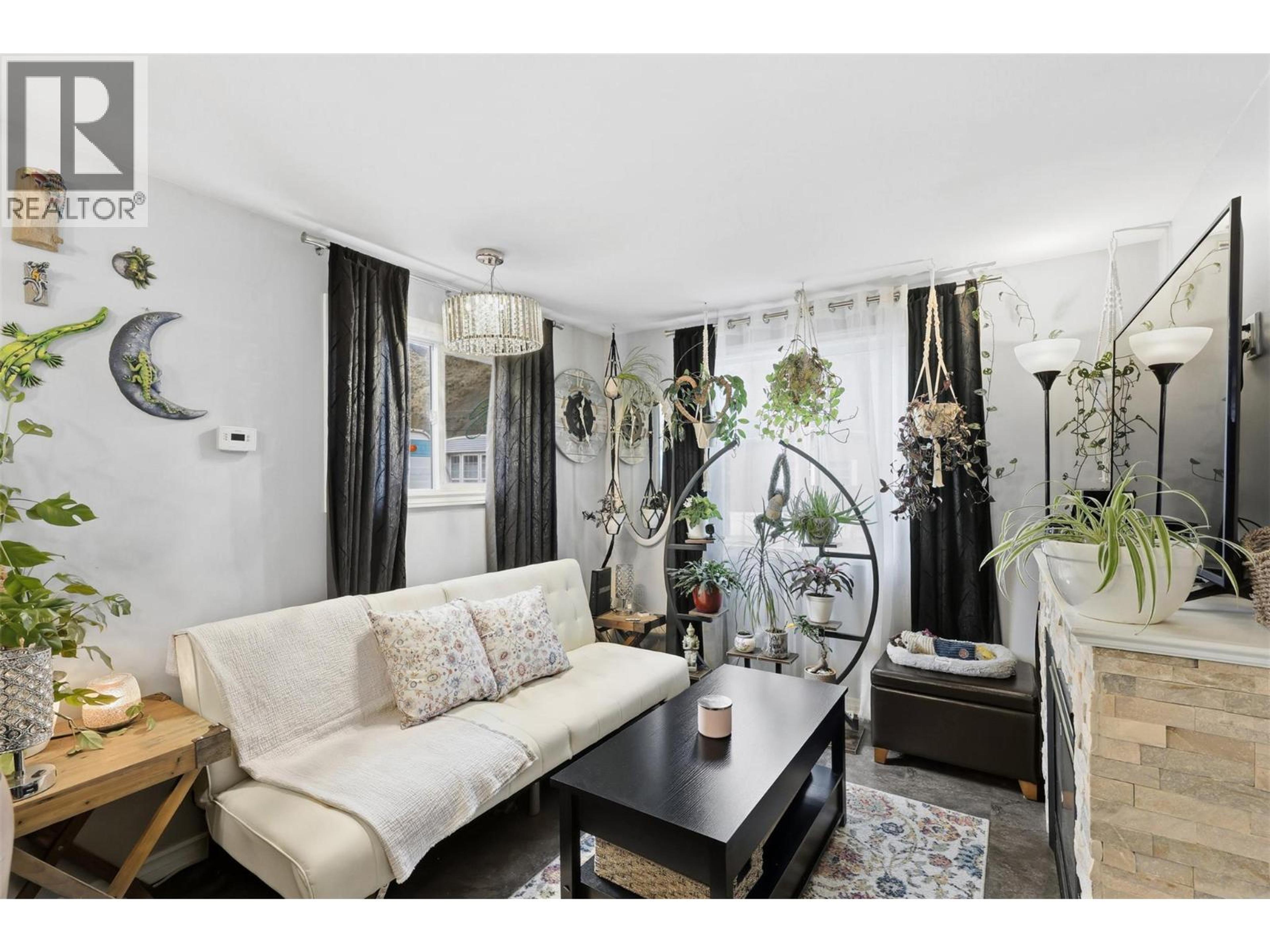 #10 1055 OLD CARIBOO ROAD - Image 3