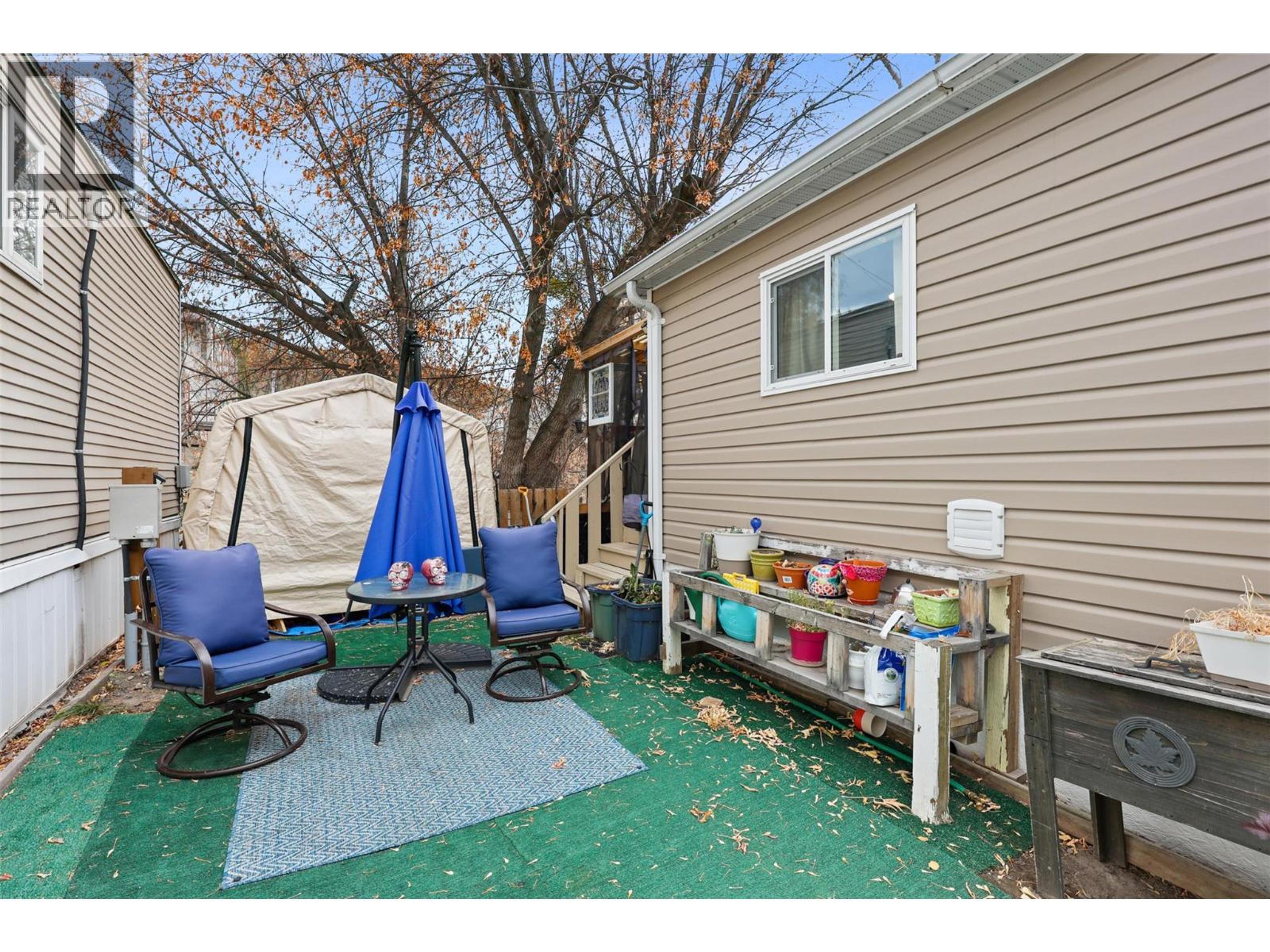 #10 1055 OLD CARIBOO ROAD - 17