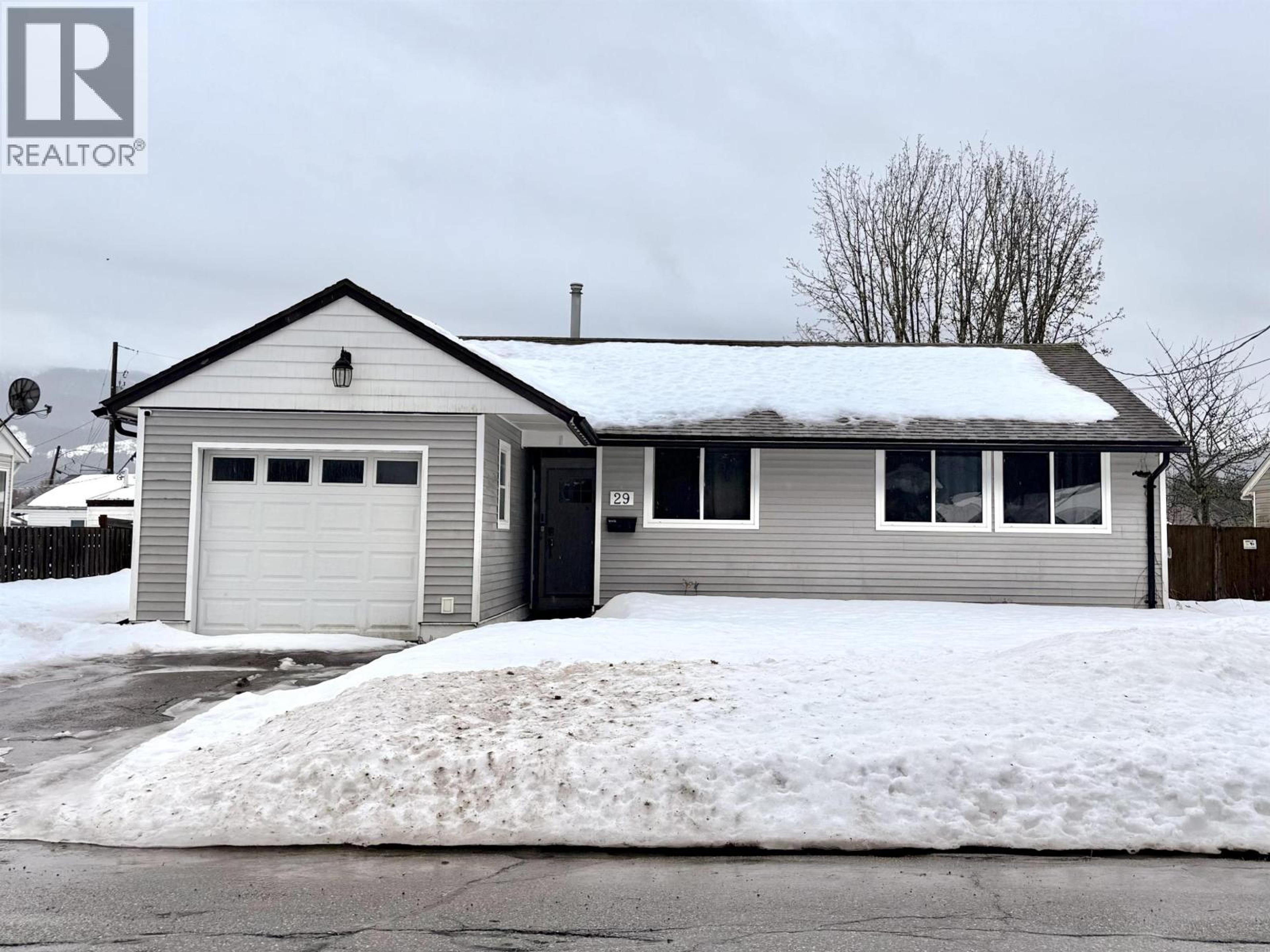 29 SAGUENAY STREET - Image 1