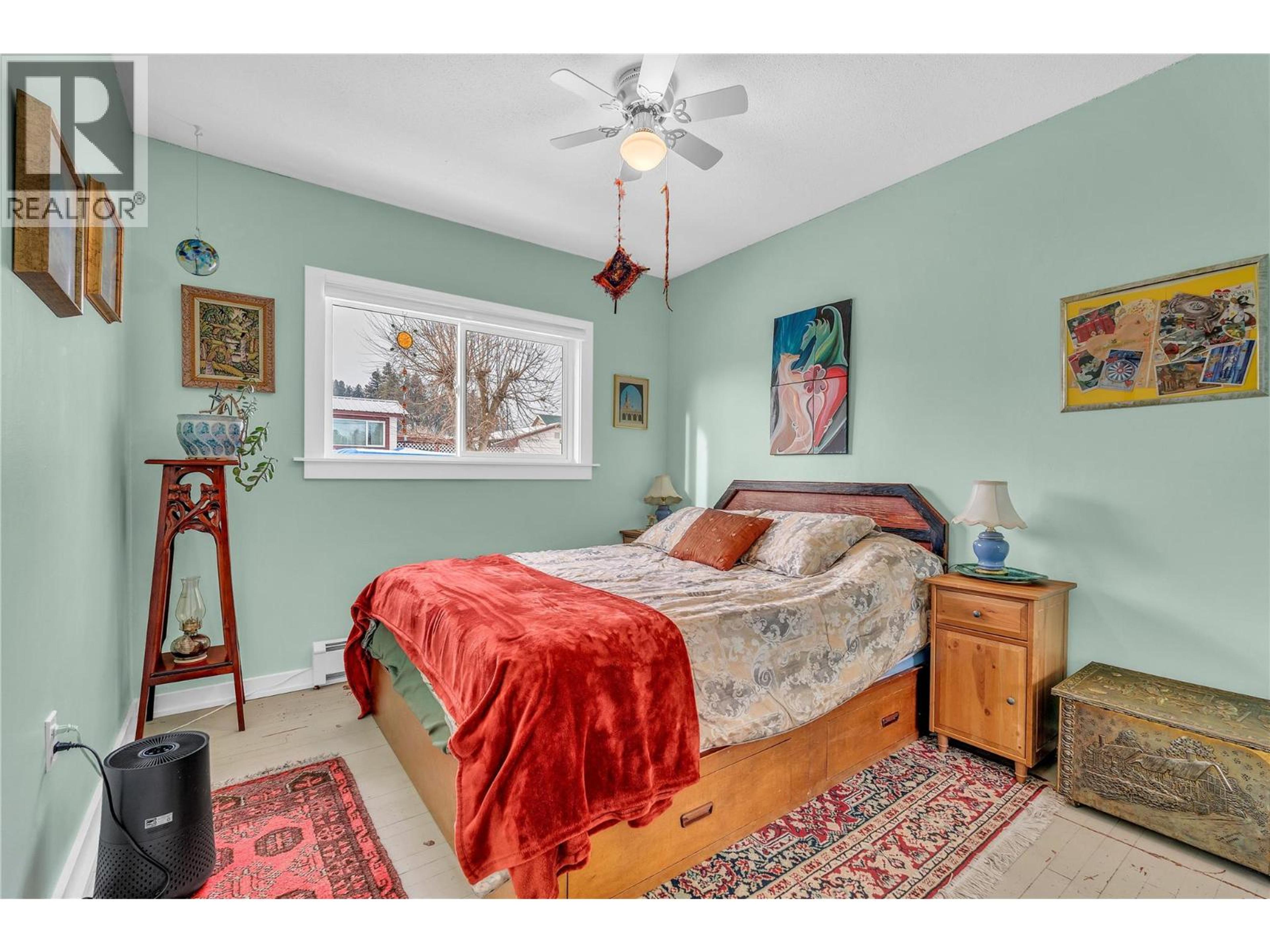 45 FENCHURCH AVENUE - 7