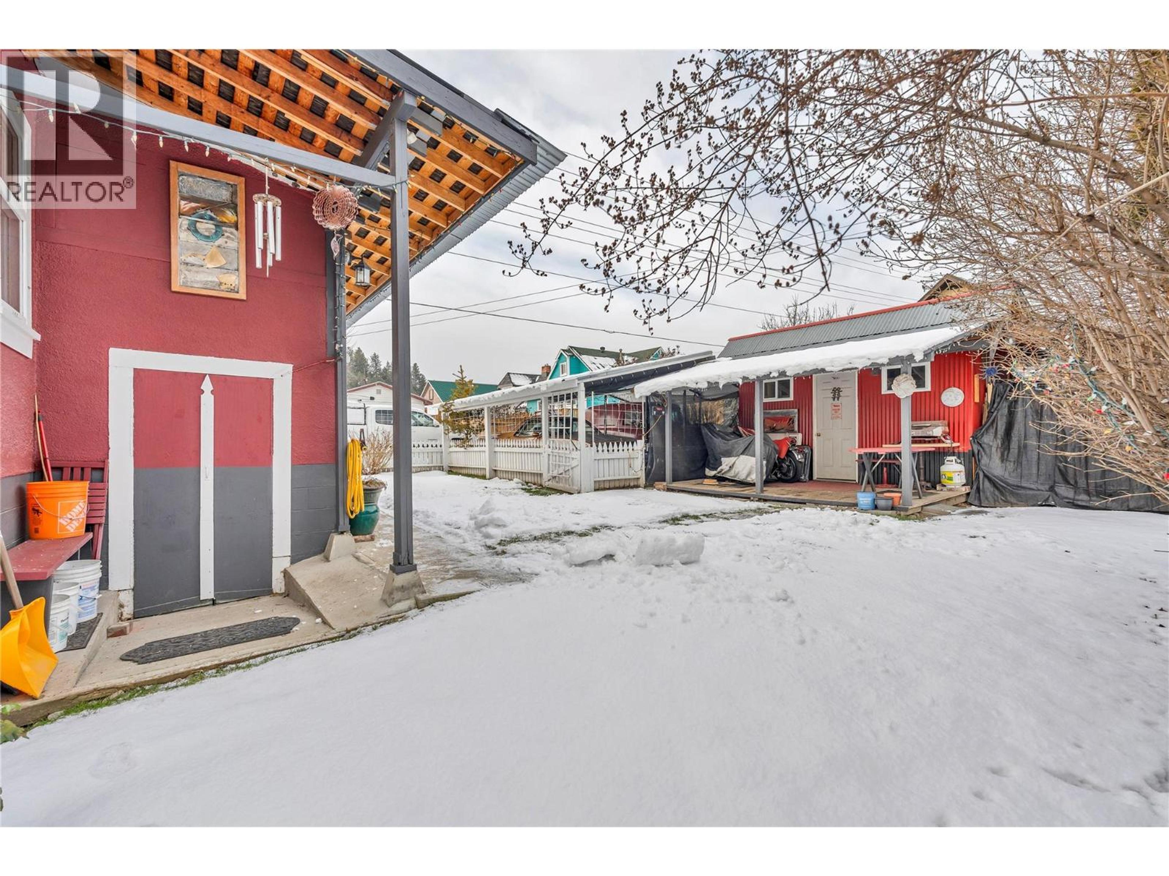 45 FENCHURCH AVENUE - 10