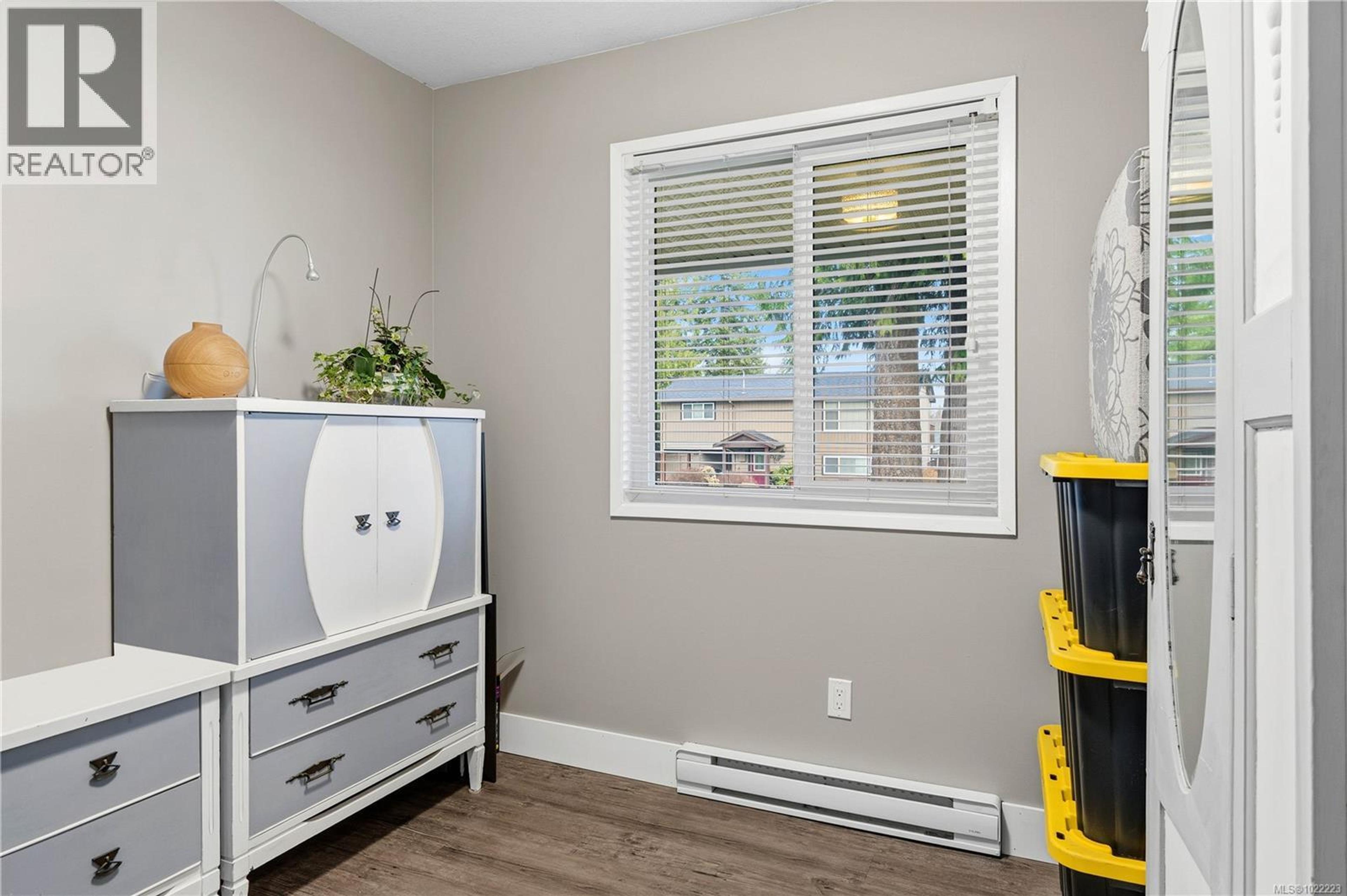 750 BRADBURY AVE - 11