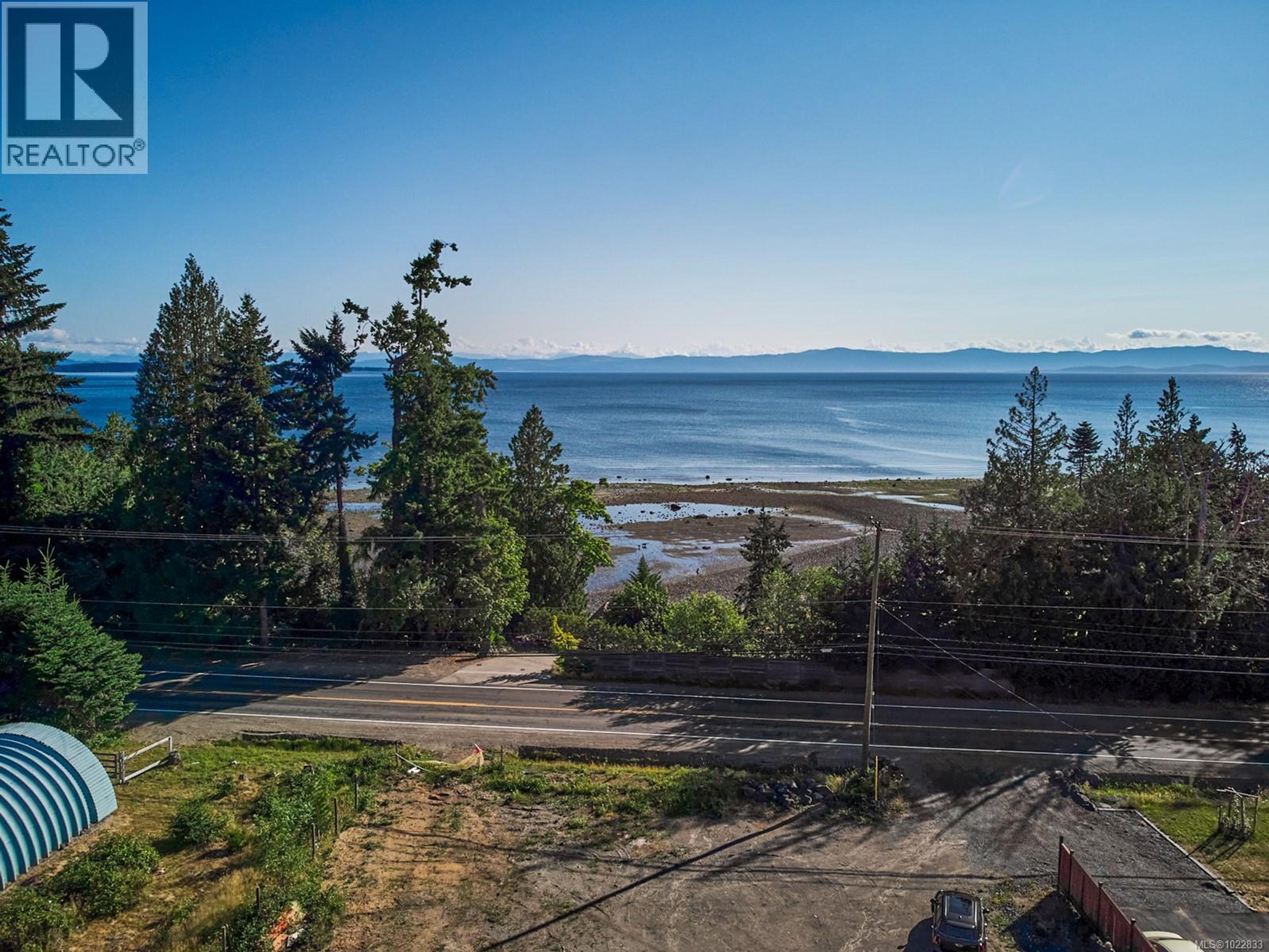 6632 ISLAND HWY W - Image 4