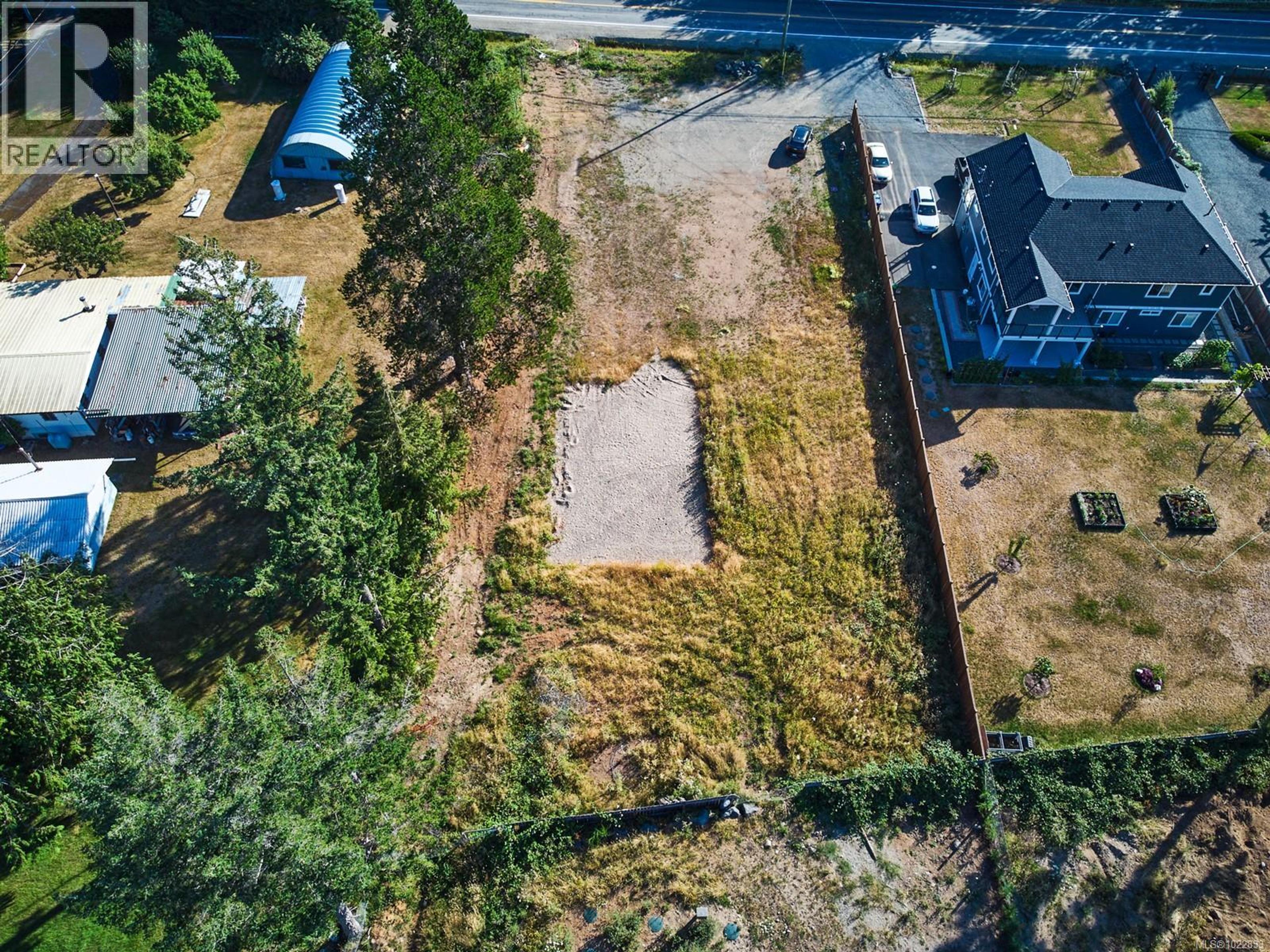 6632 ISLAND HWY W - Image 7