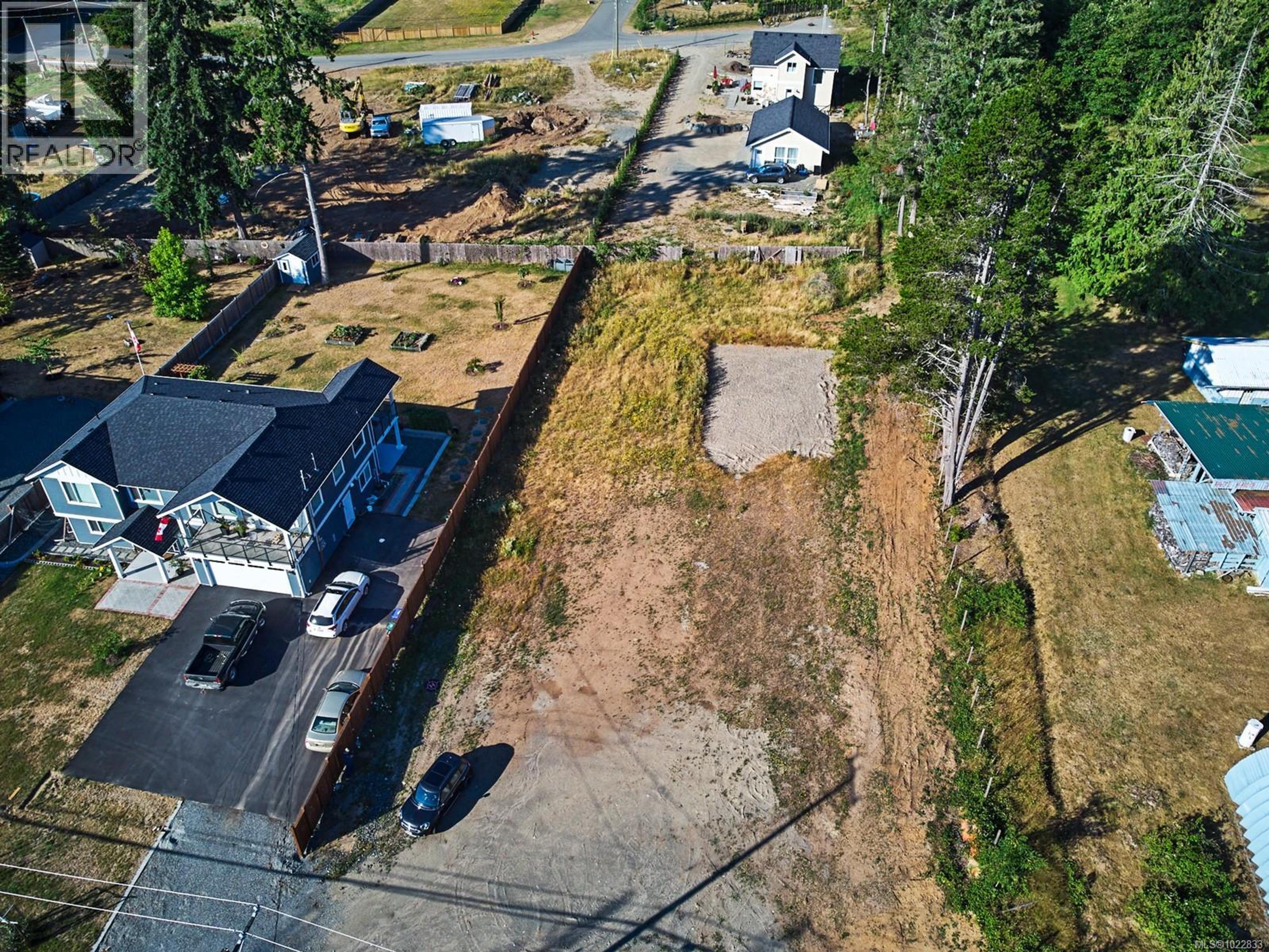 6632 ISLAND HWY W - Image 9