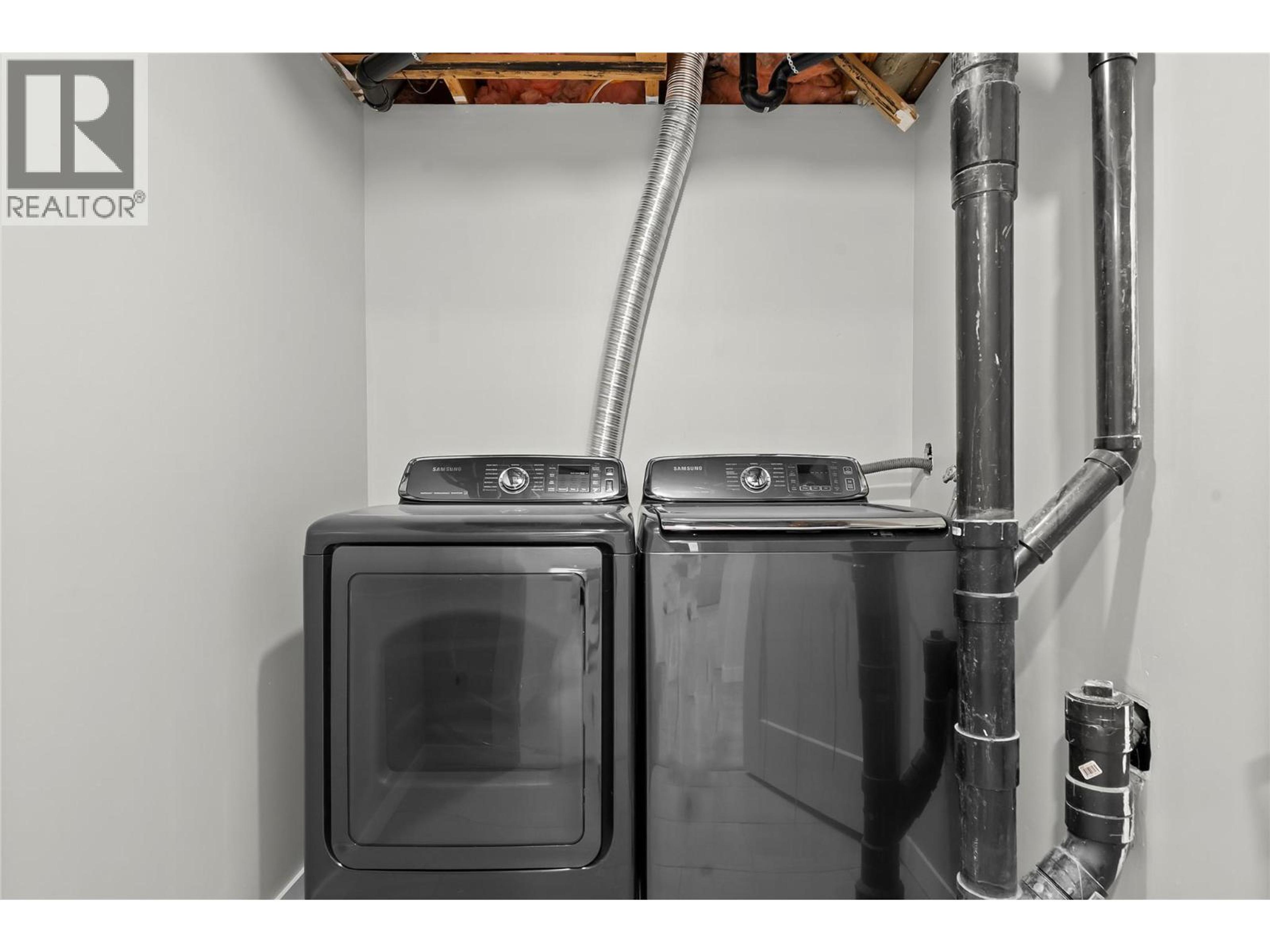 2022 EAGLE BAY ROAD - 31