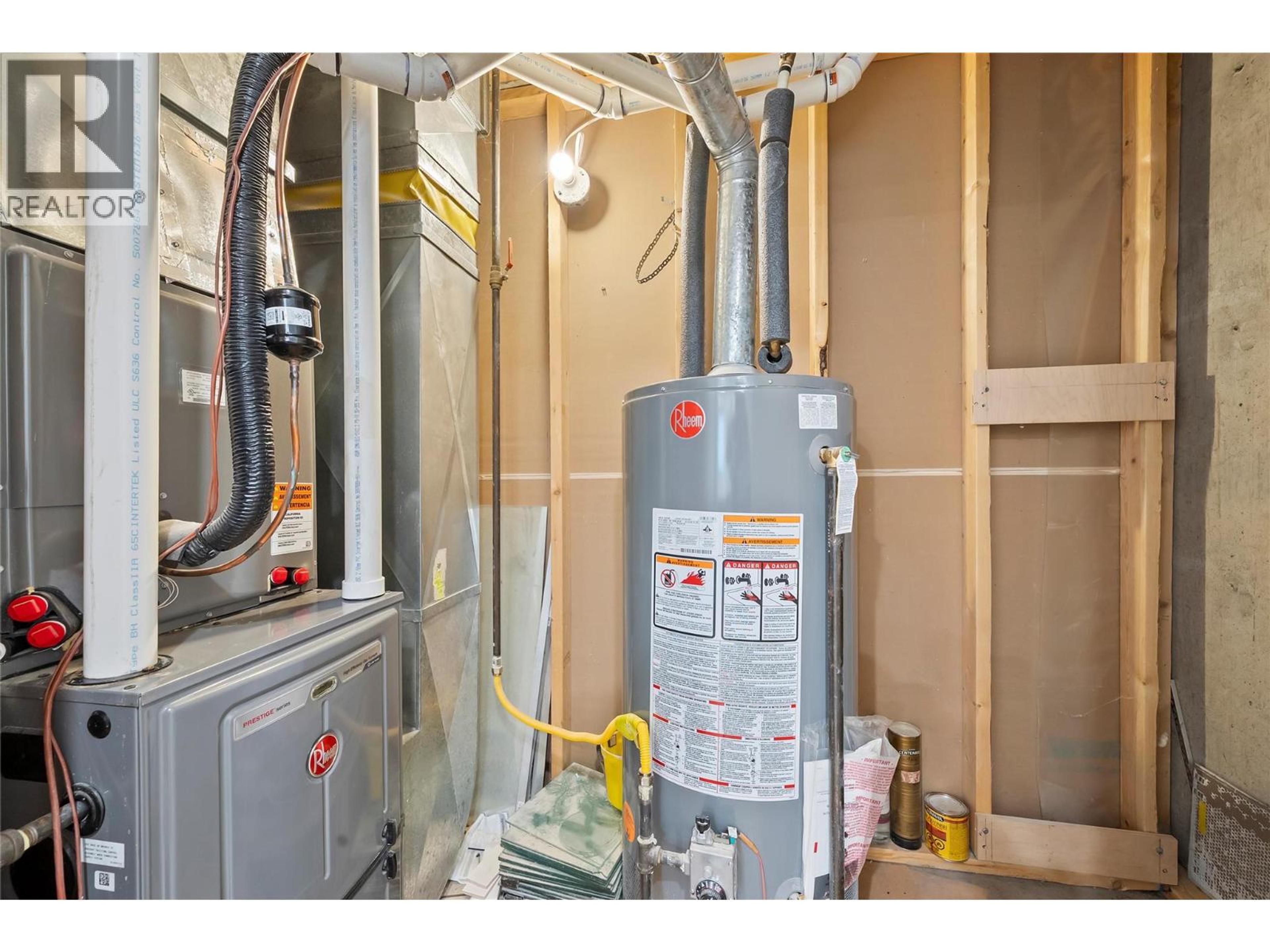 2022 EAGLE BAY ROAD - 47