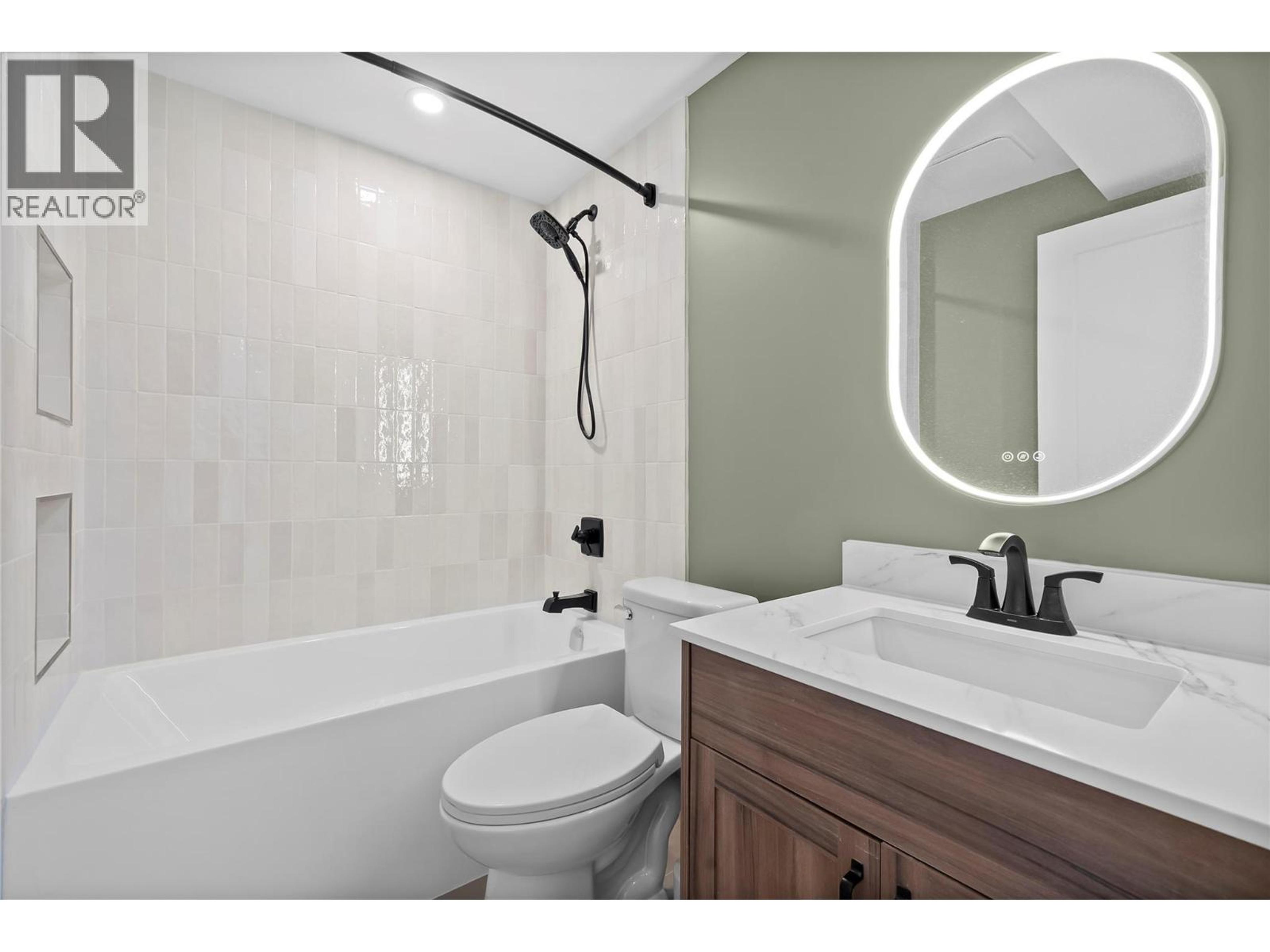 2022 EAGLE BAY ROAD - 34