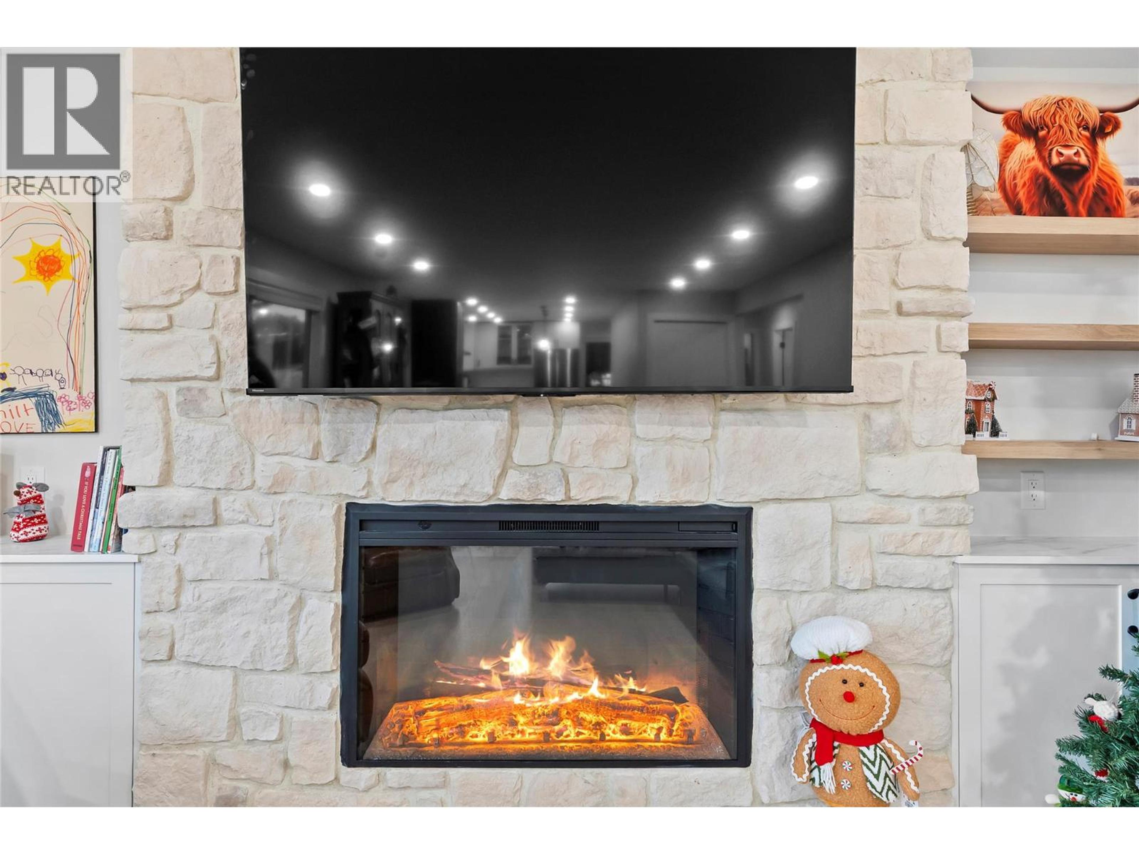 2022 EAGLE BAY ROAD - 15