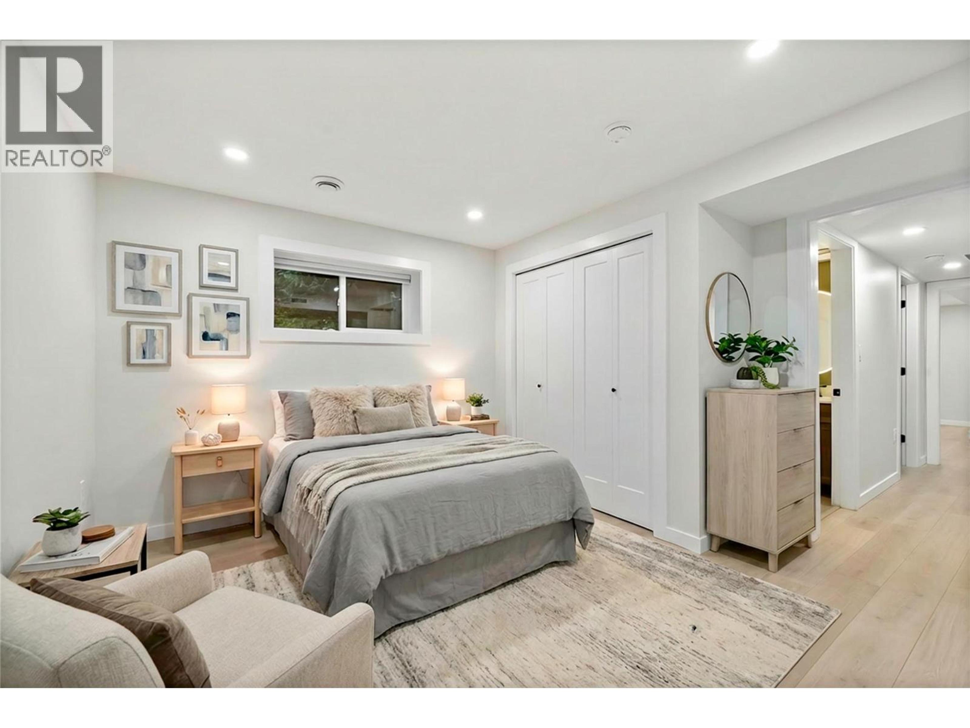 2022 EAGLE BAY ROAD - 50