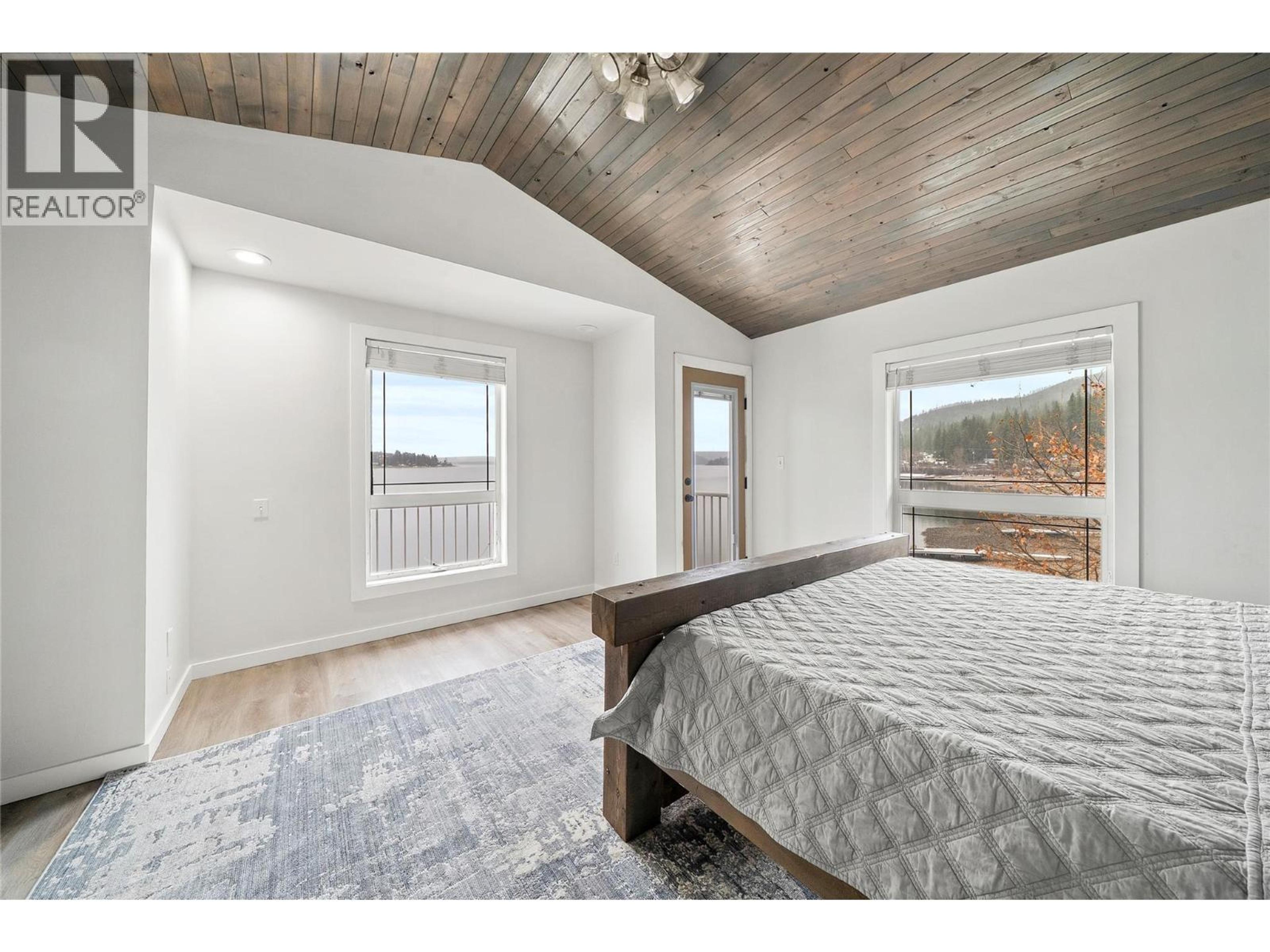 2022 EAGLE BAY ROAD - 72