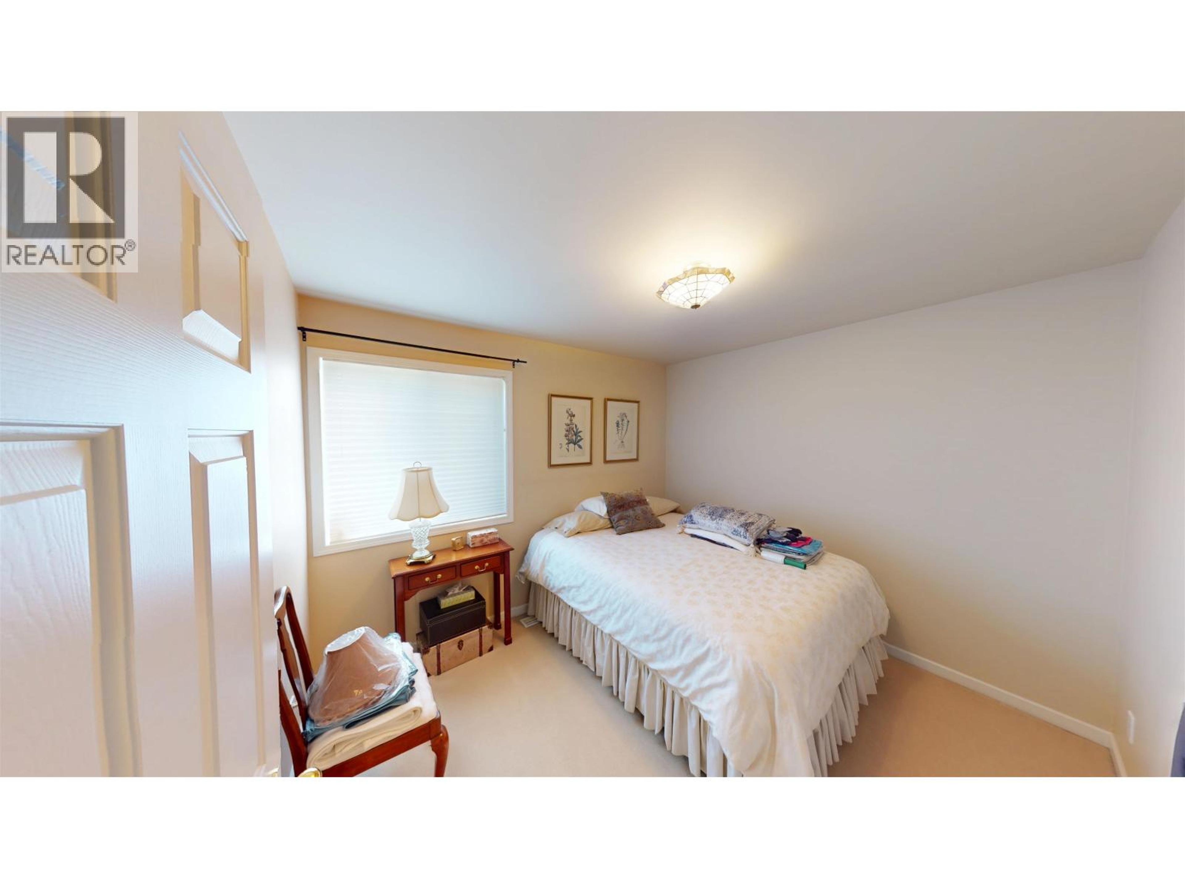 11412 109 STREET - 29