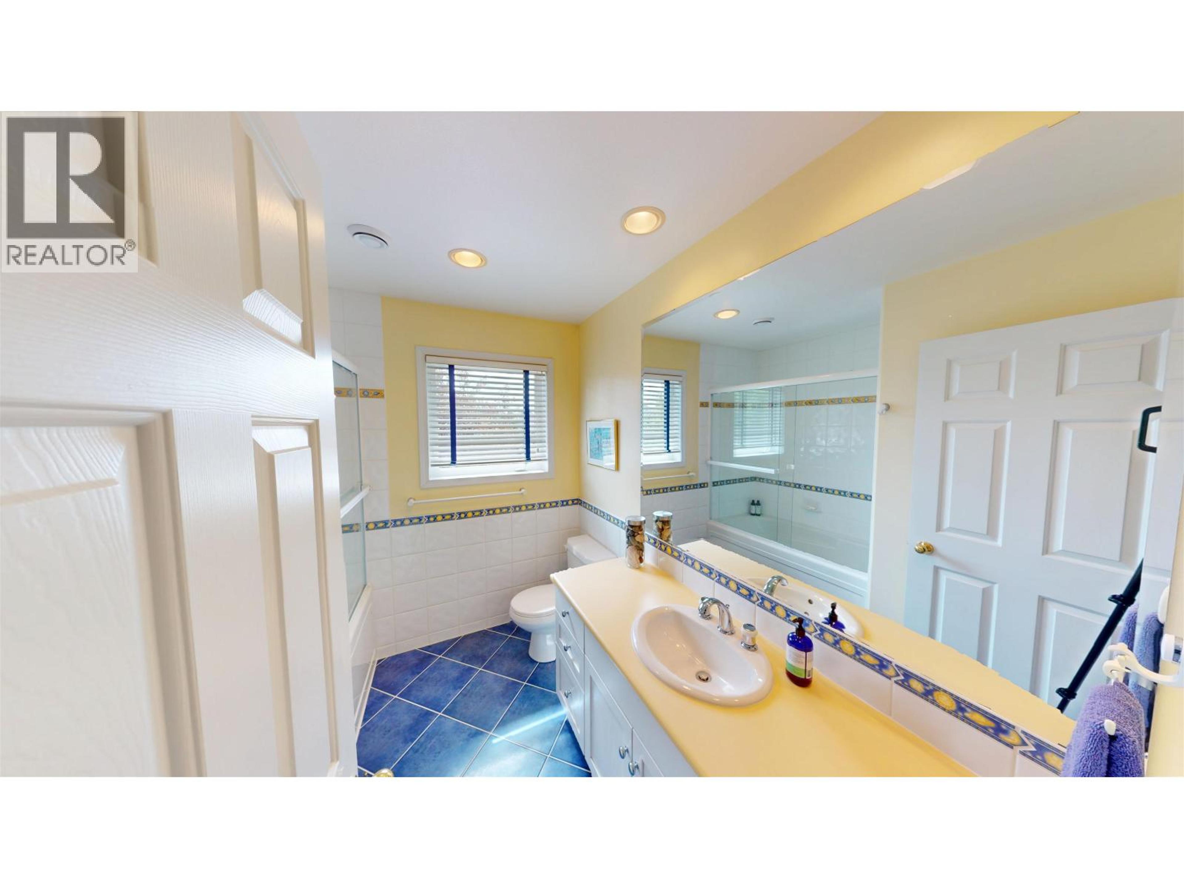 11412 109 STREET - 28