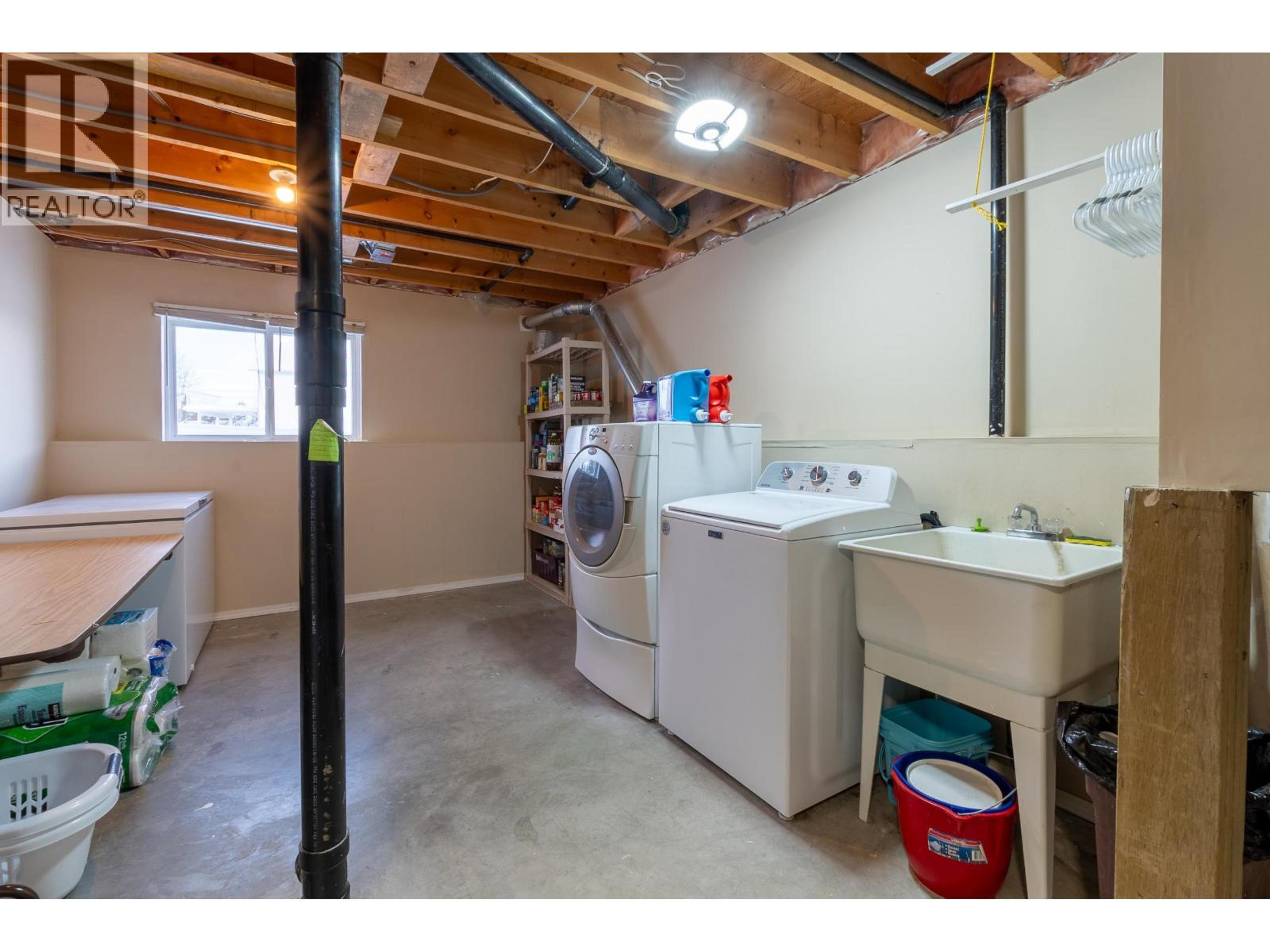 5486 HEYER ROAD - 29