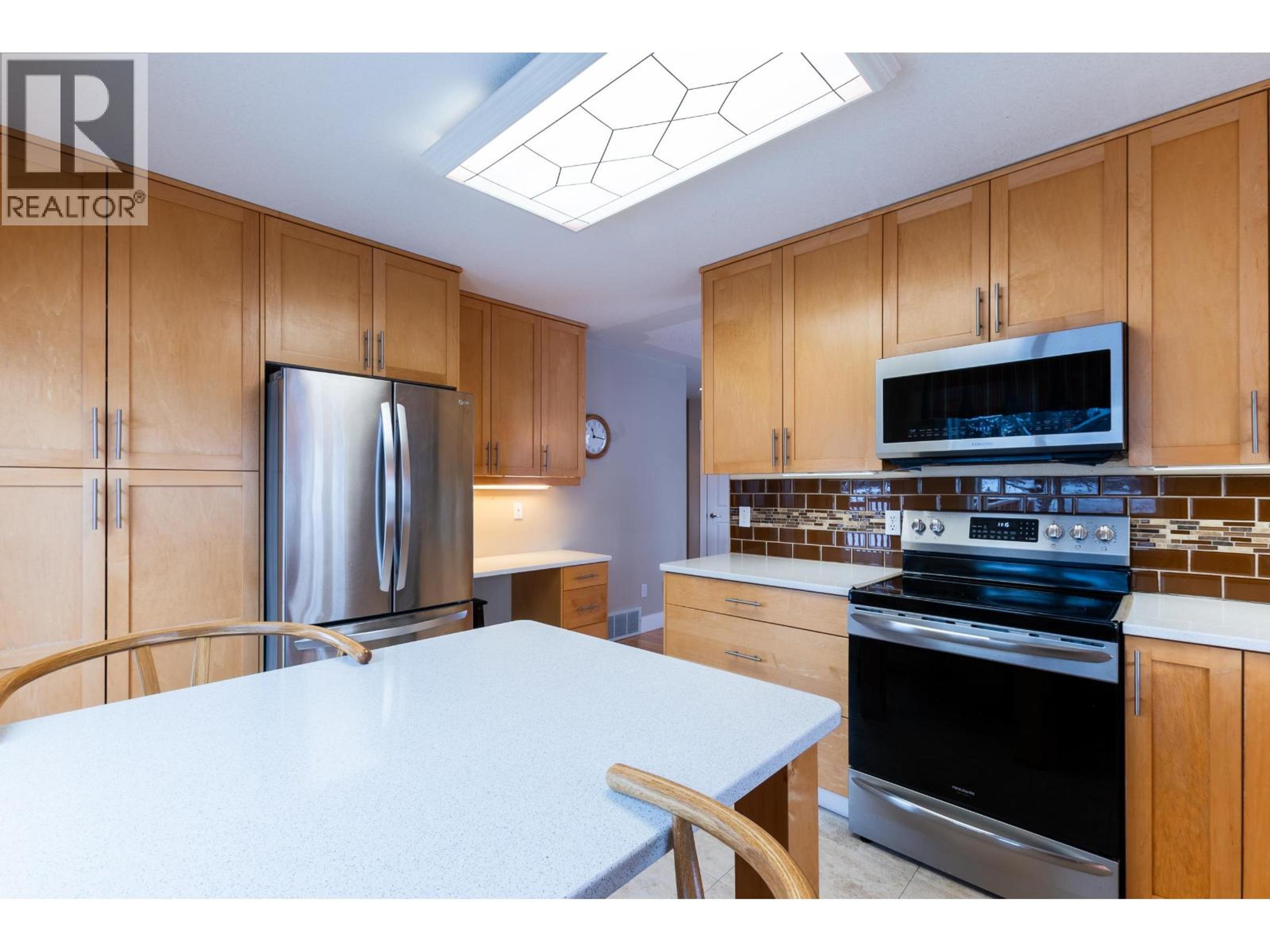 5486 HEYER ROAD - 14