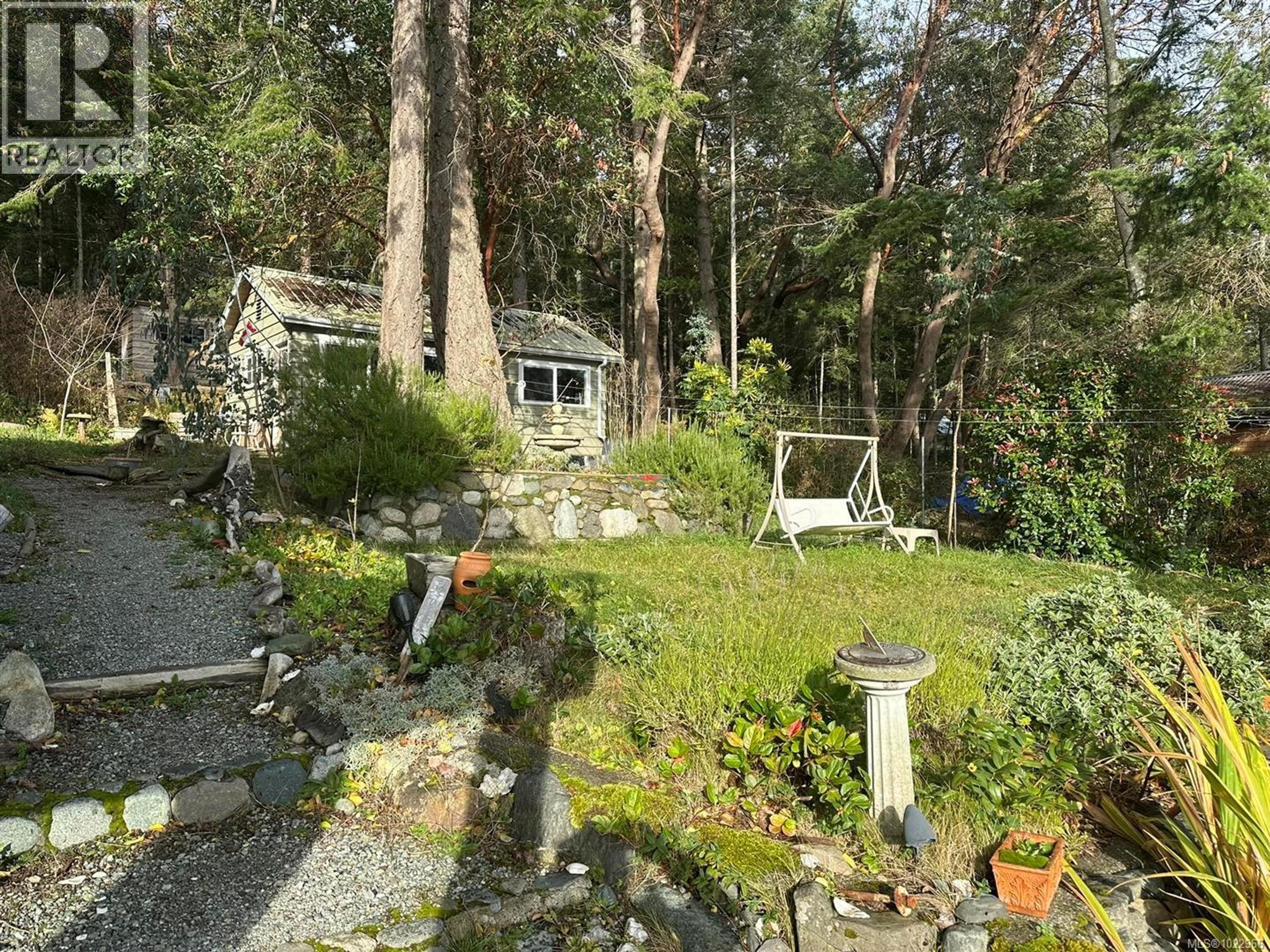 10 MCKENZIE CRES - 5