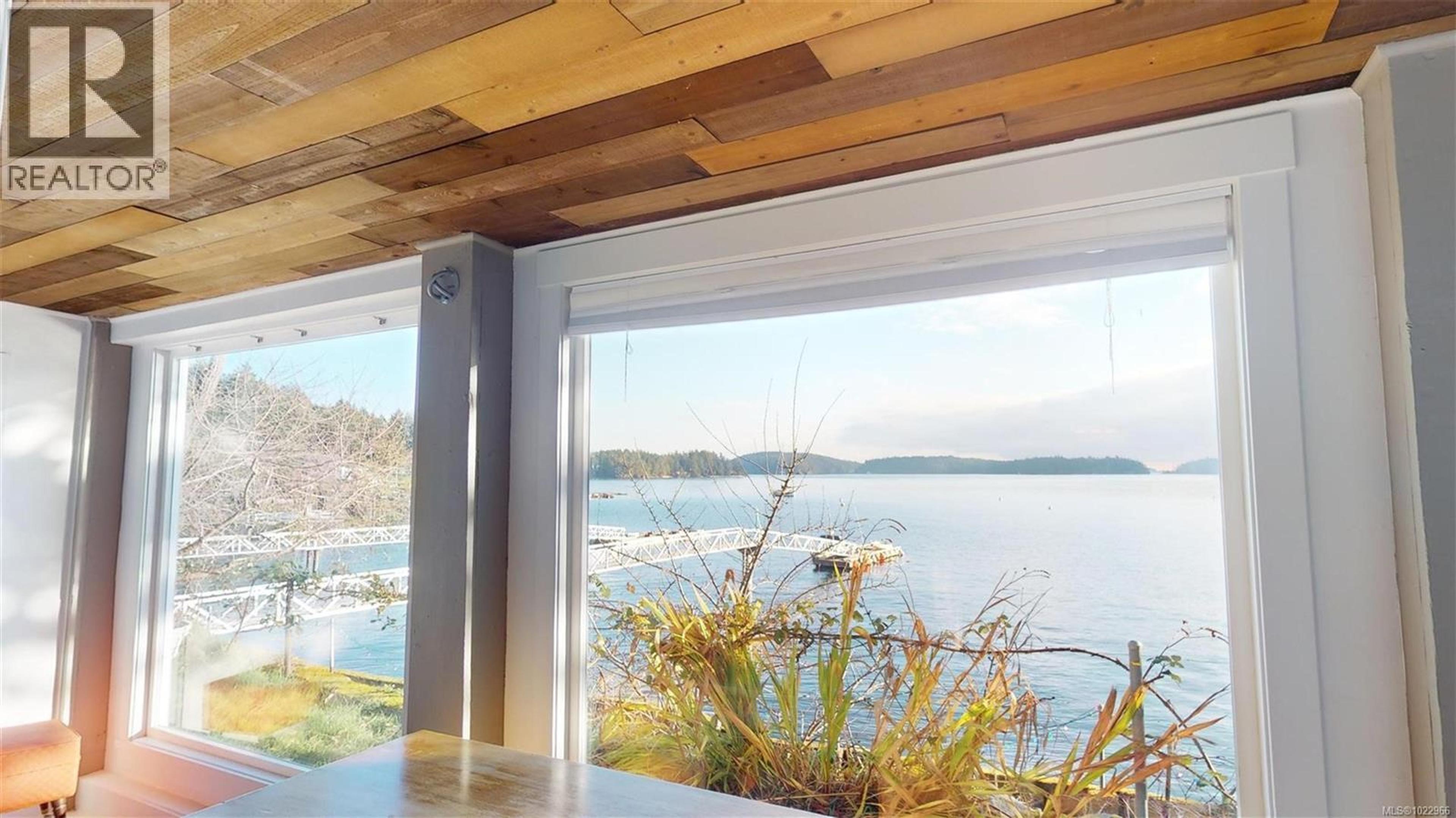 10 MCKENZIE CRES - 45