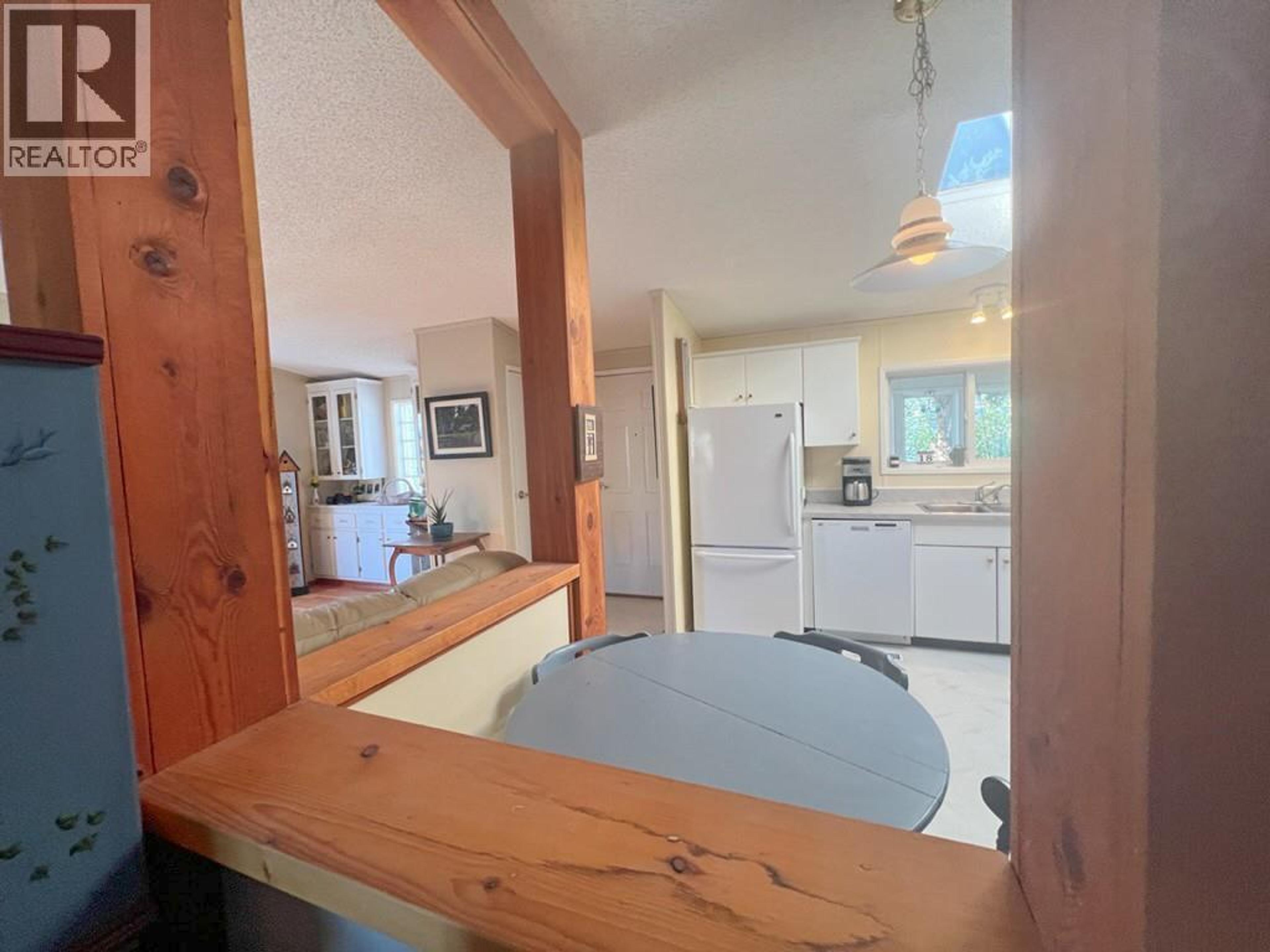 #18 1401 NICOLA AVENUE - 6