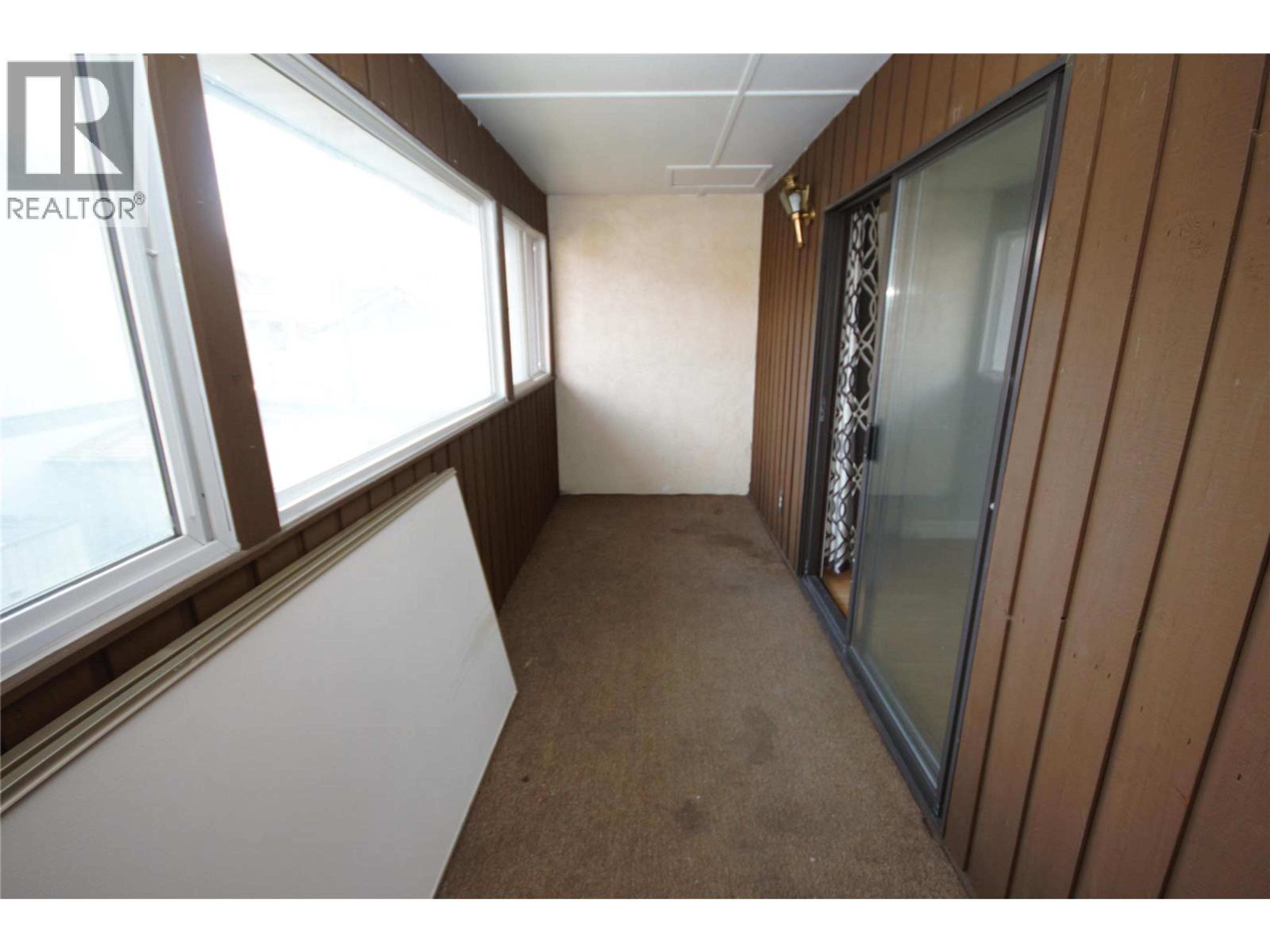 #8 5820 MAIN STREET - 23