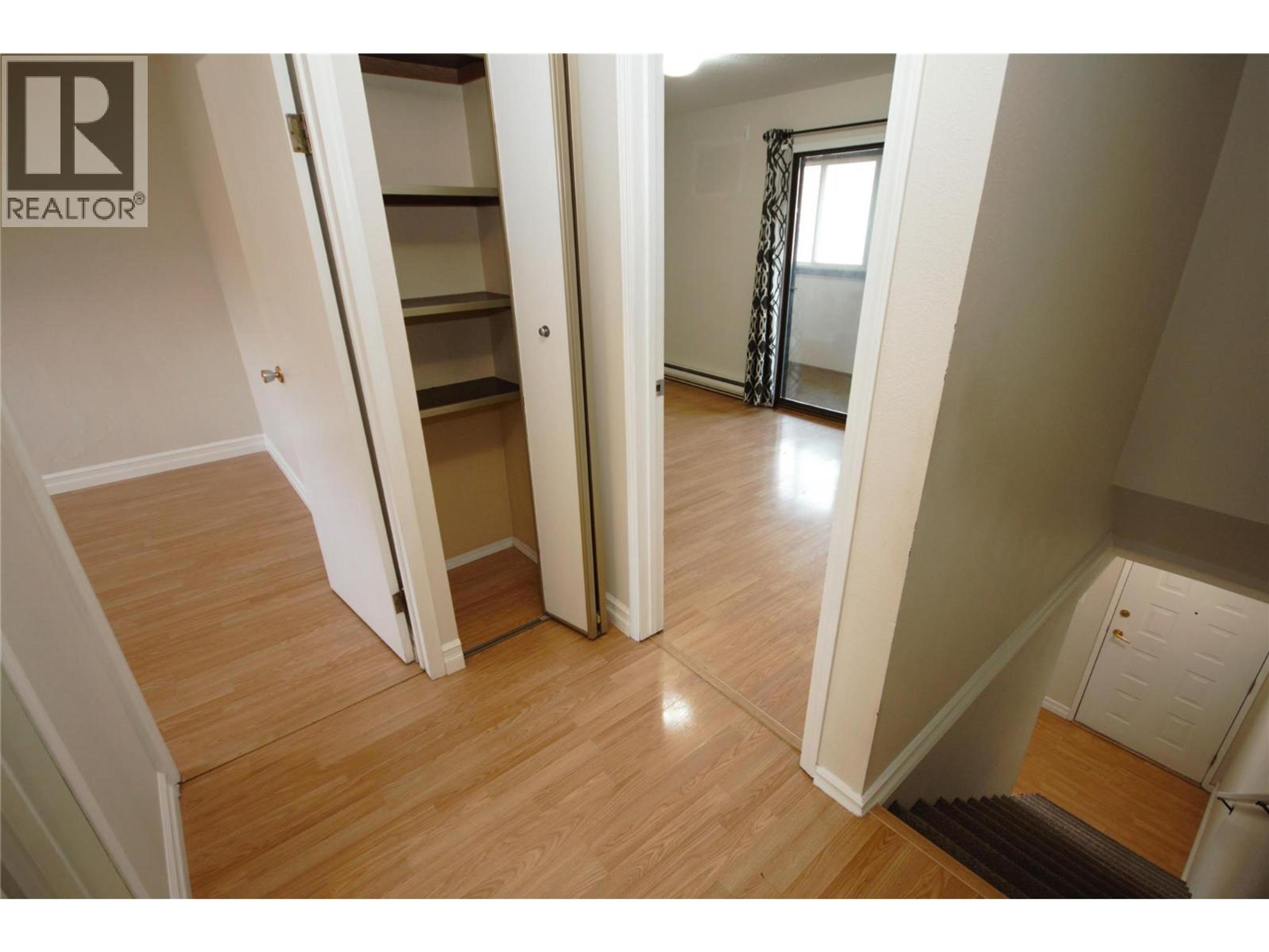 #8 5820 MAIN STREET - 18