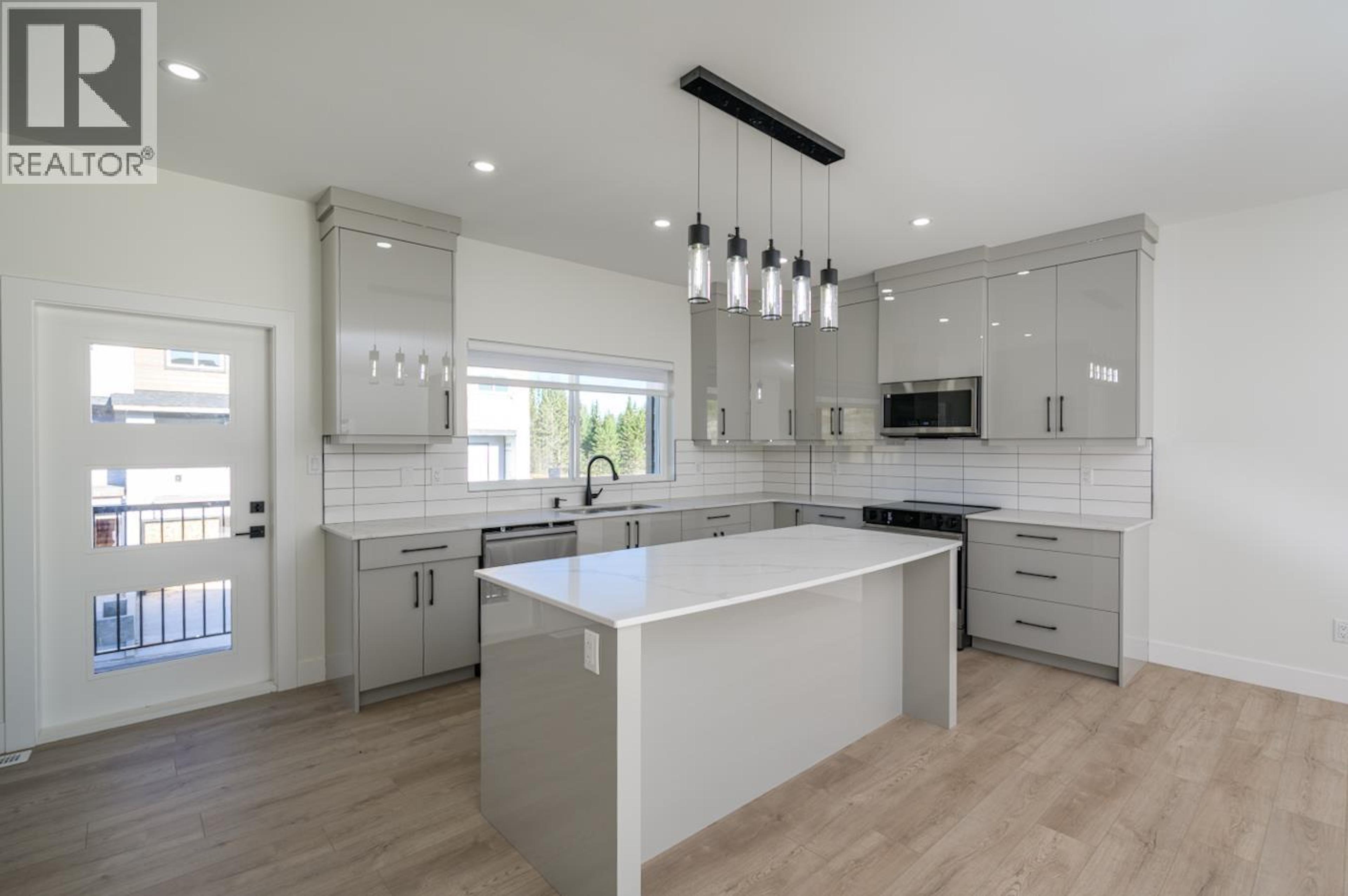 ##1203 2395 ROWE STREET - 14