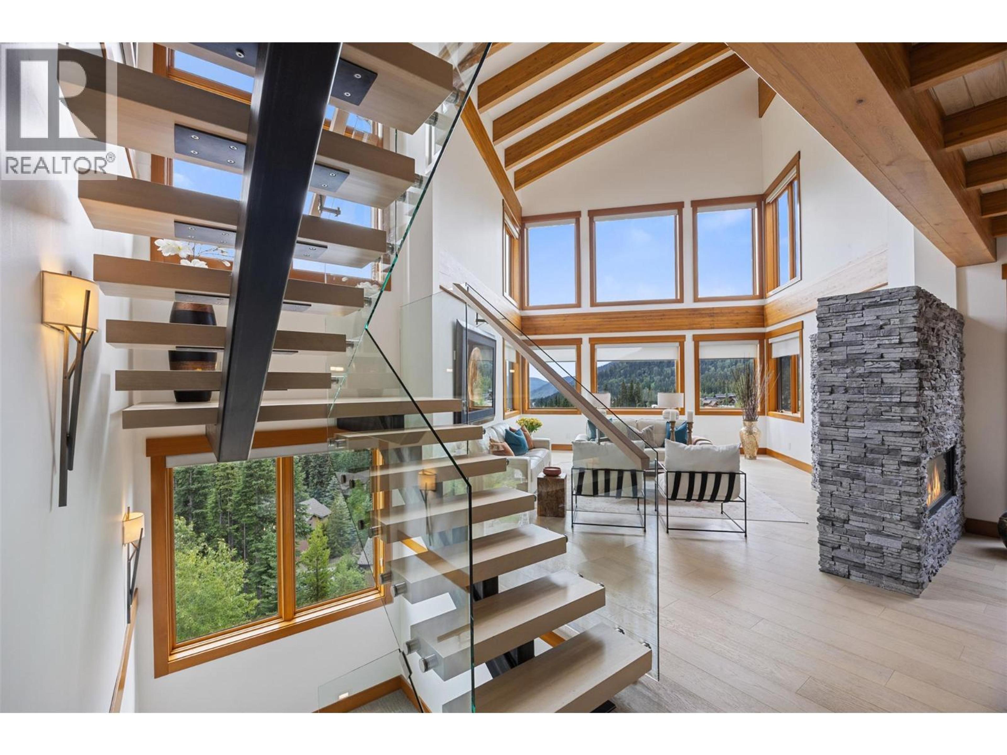 4249 BELLA VISTA DRIVE - 32