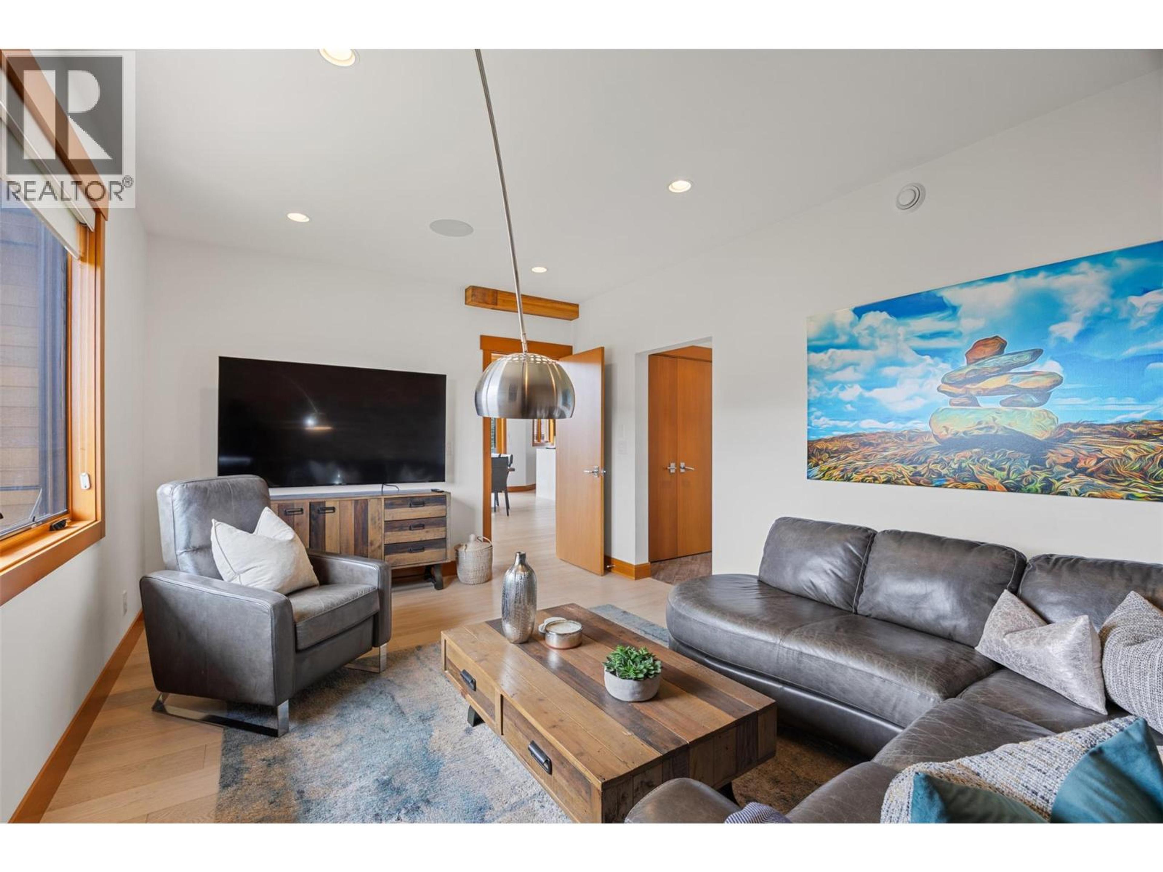 4249 BELLA VISTA DRIVE - 27