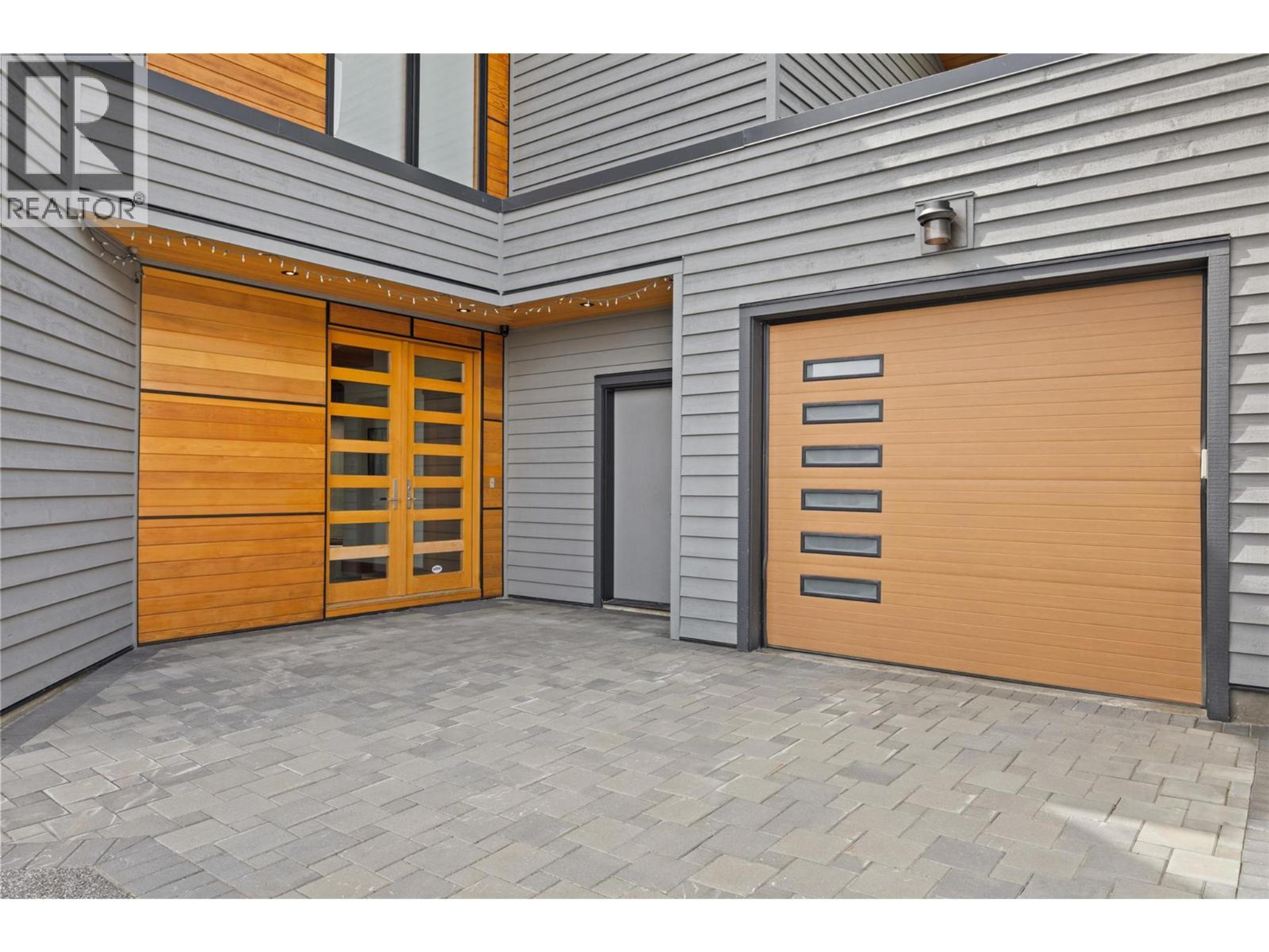 4249 BELLA VISTA DRIVE - 6