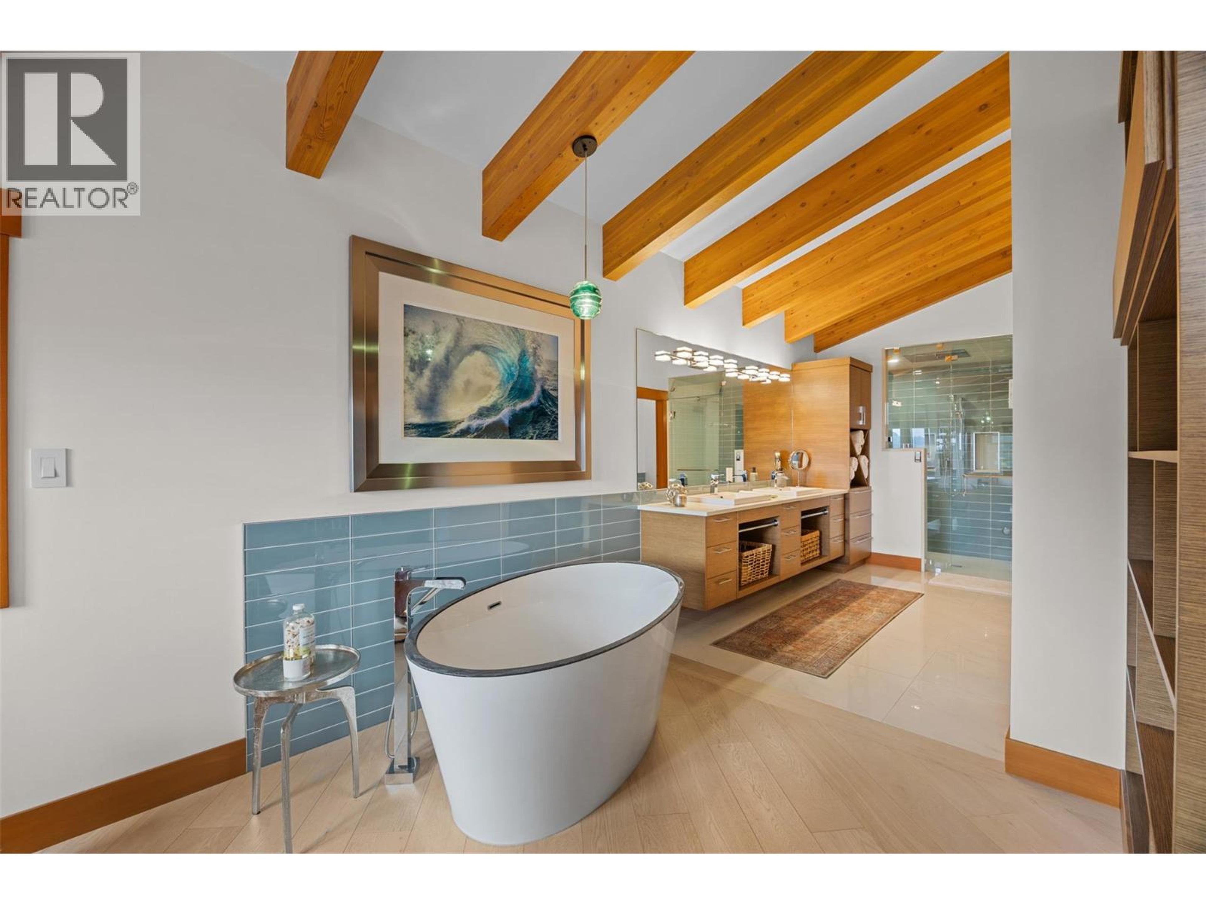 4249 BELLA VISTA DRIVE - 42