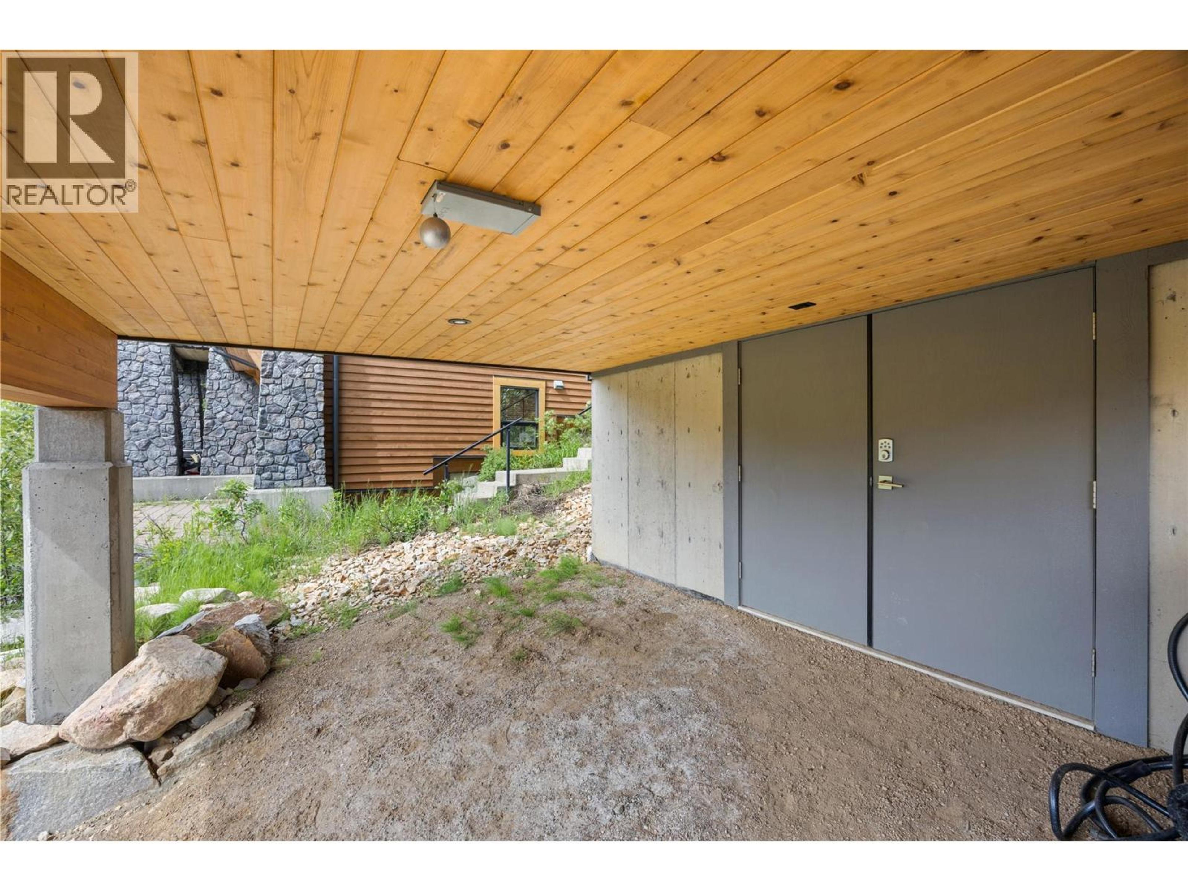 4249 BELLA VISTA DRIVE - 73