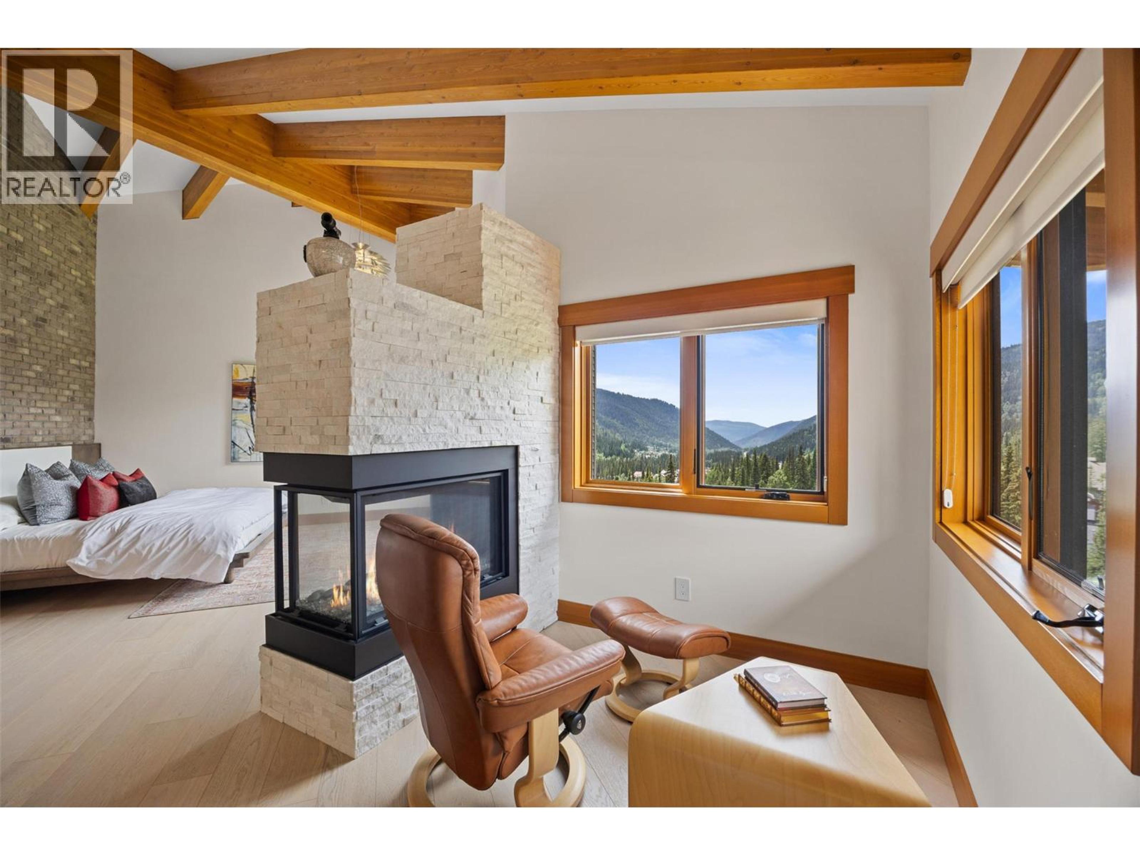 4249 BELLA VISTA DRIVE - 40